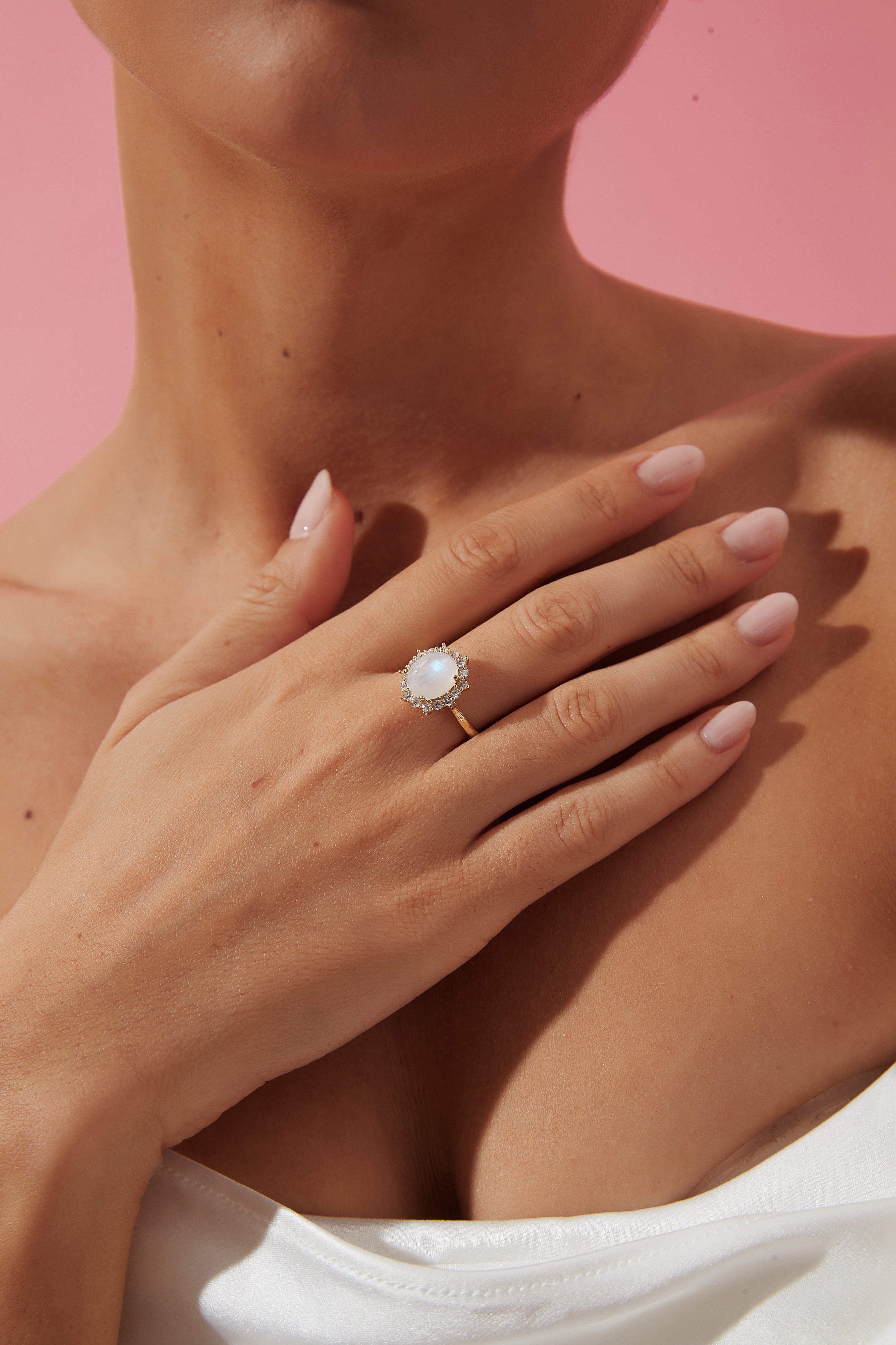 【SELENE】Bague de fiançailles unique, faite main, en pierre de lune bleue naturelle ovale de 3 carats