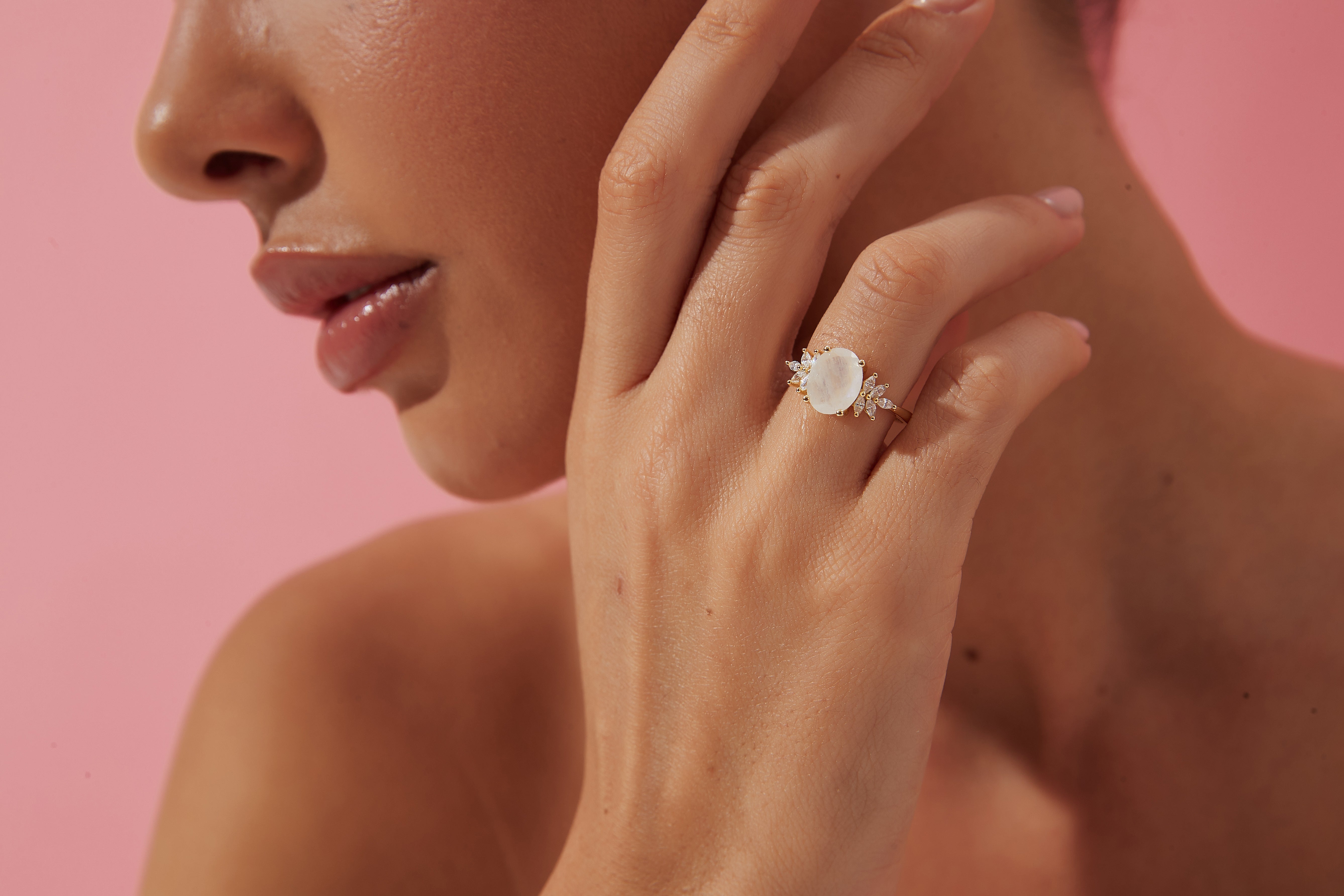 【CELESTE】Unique Handmade Natural Blue Moonstone Engagement Ring Oval Shape 3c