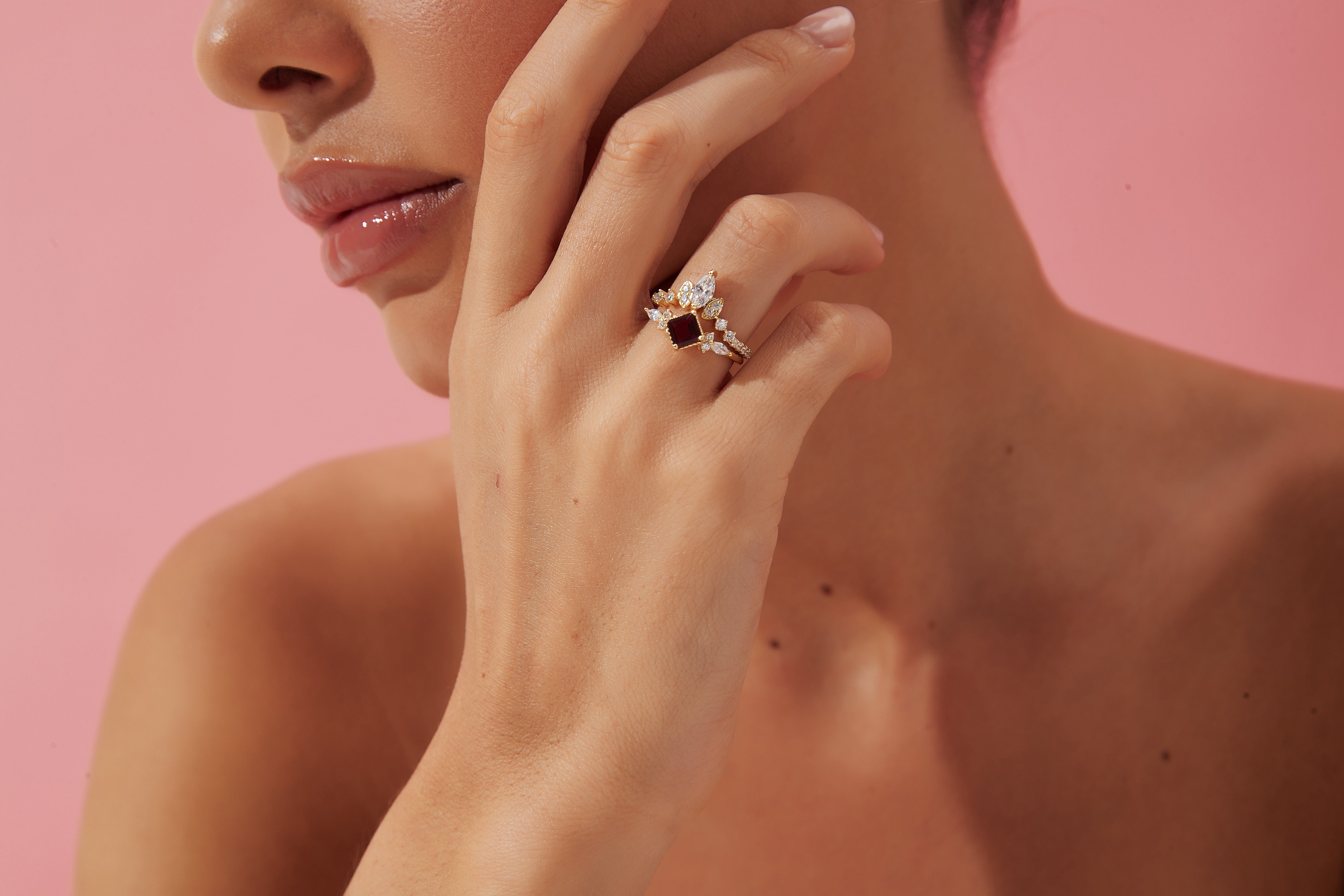 【ANTONIA】Handmade Natural Rhodolite Garnet Engagement Ring 0.75ct Princess Shape