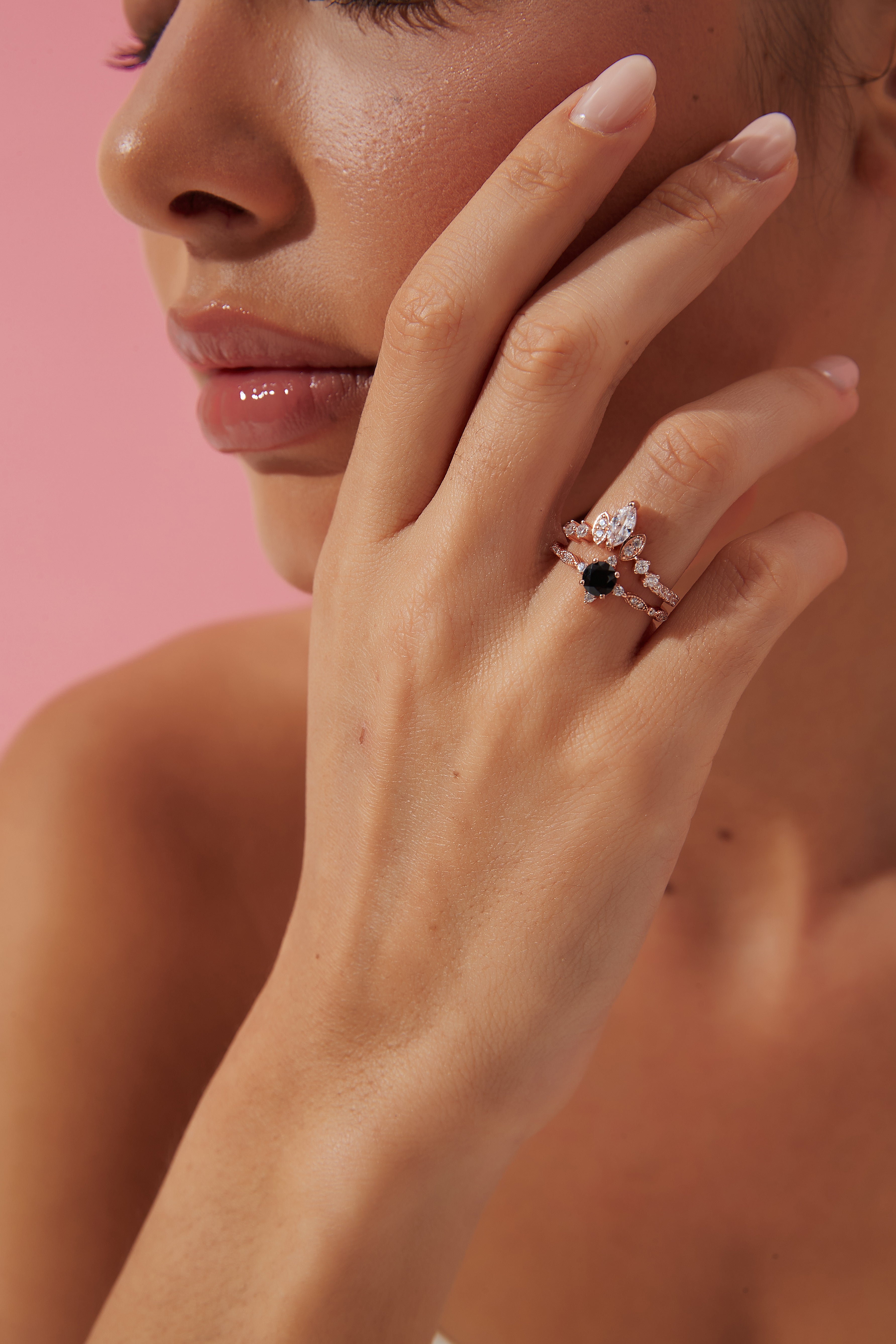 【Ensemble Nocturna】Ensemble de 2 bagues de fiançailles en onyx noir naturel fait main, forme ronde, 0,5 ct