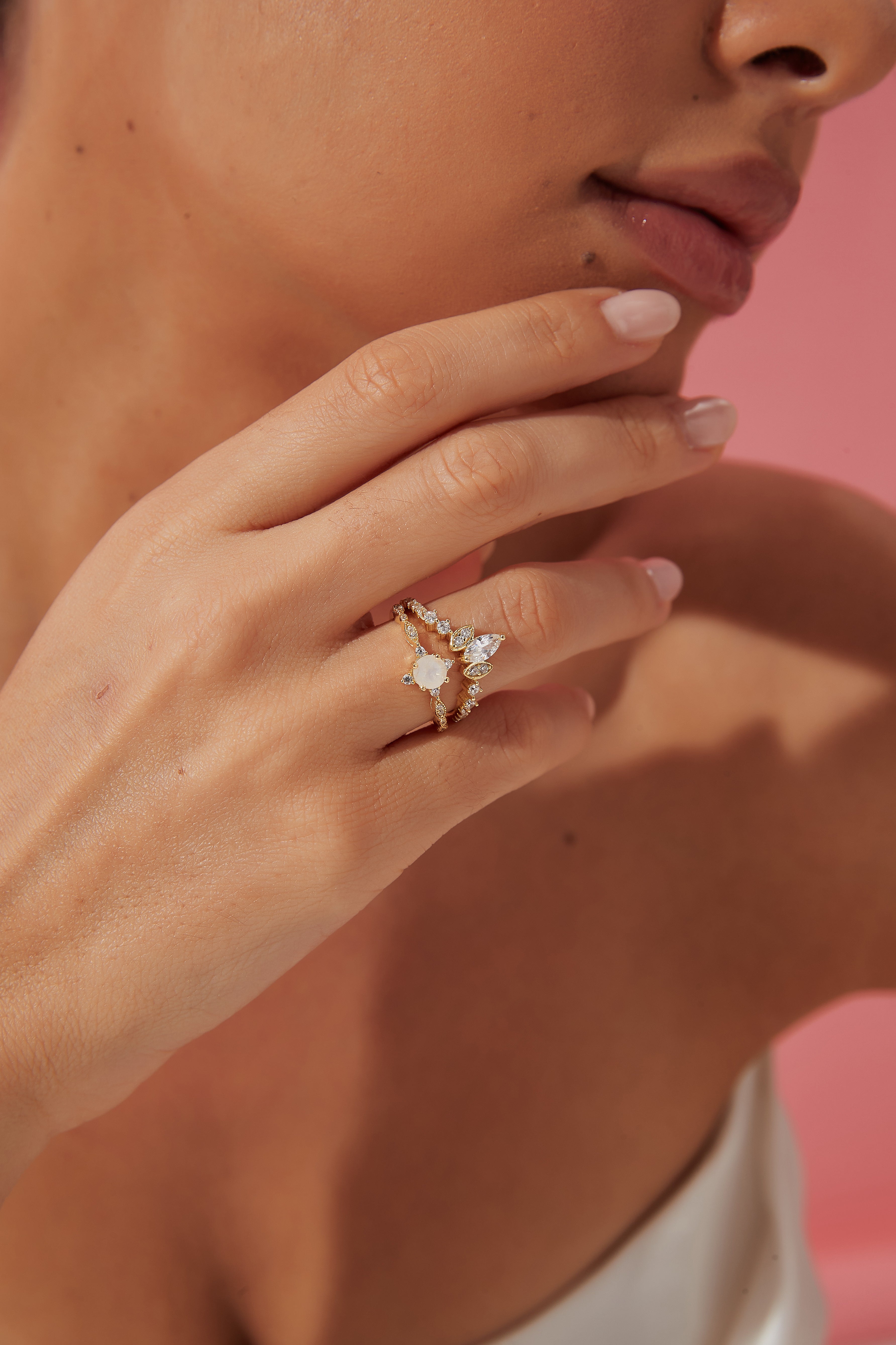 【Lucentia】Handmade Natural Blue Moonstone Engagement Ring 0.5ct Princess Shape