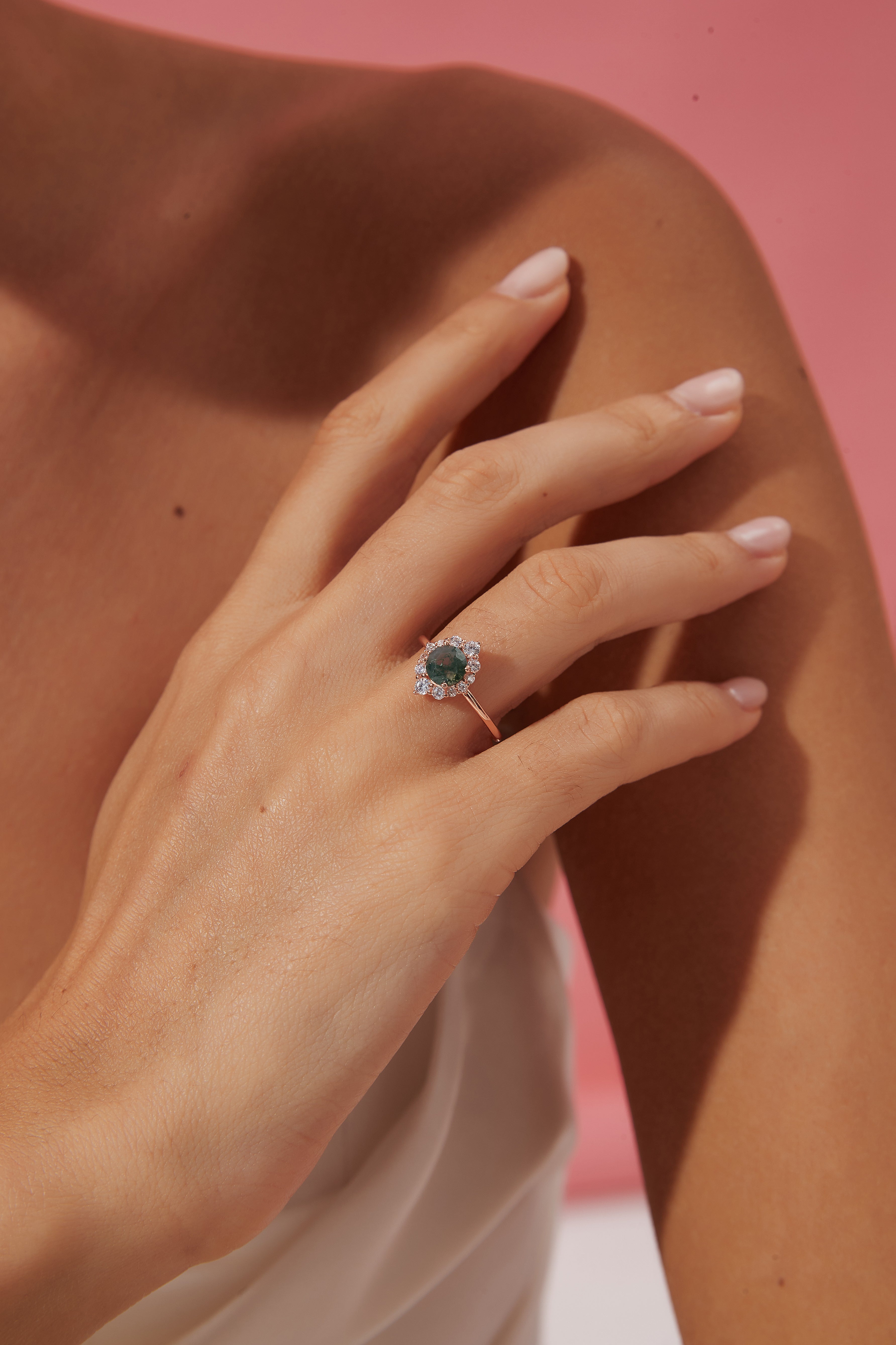 【Sylvana】Bague de fiançailles unique en agate mousse naturelle faite à la main, 0,8 ct, forme ronde