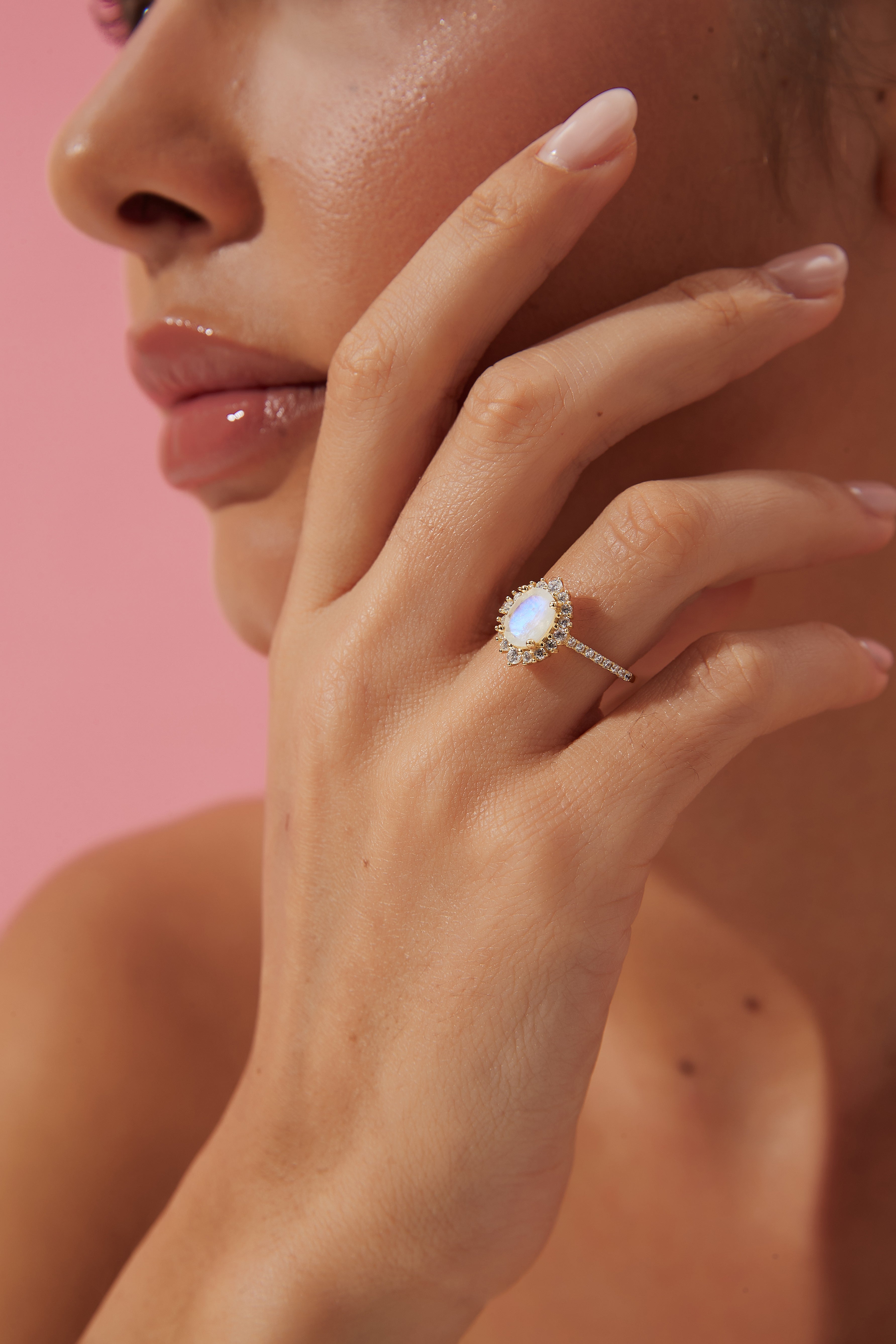 【Celestia】Unique Handmade Natural Blue Moonstone Engagement Ring 1.5ct Oval Shape