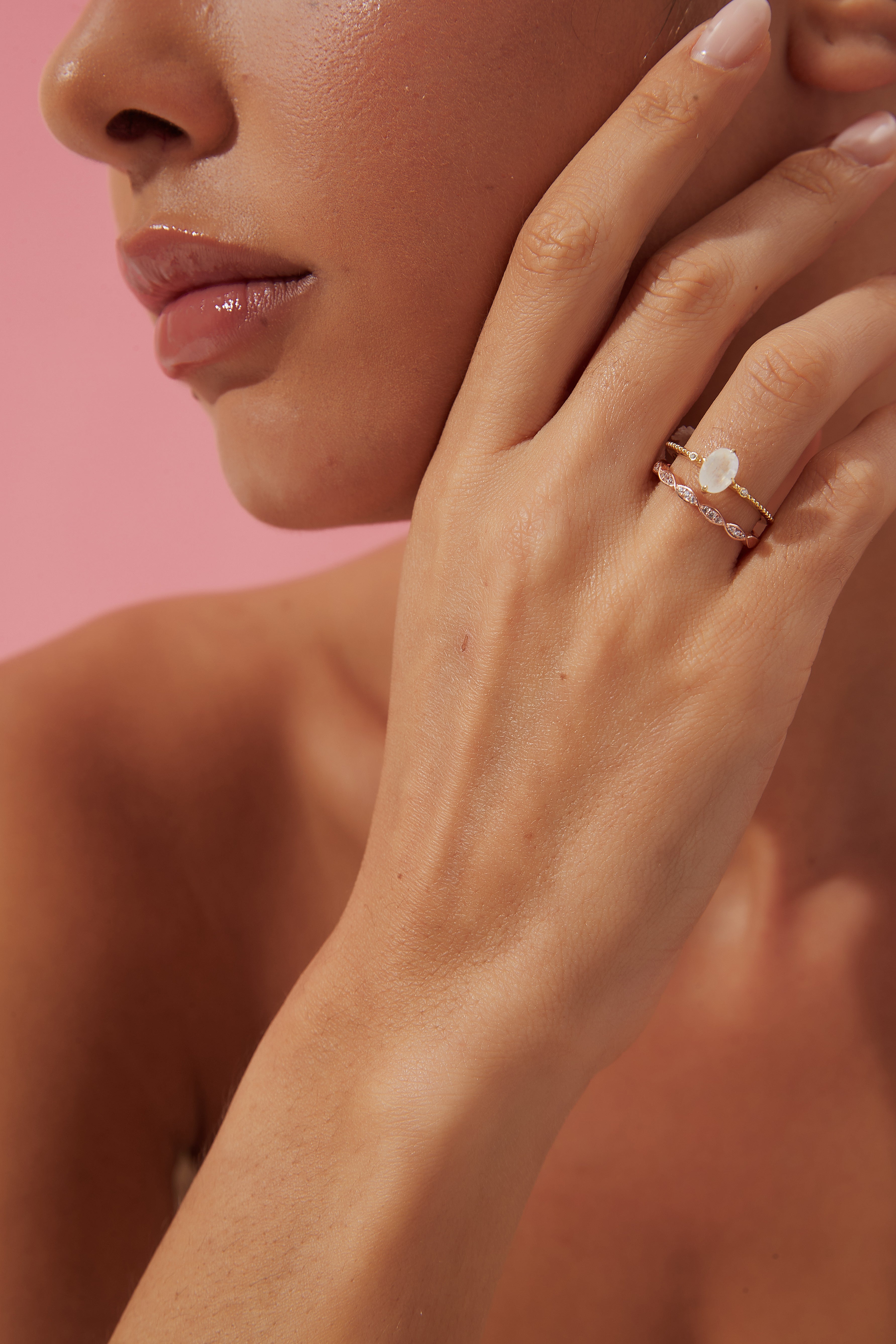 【Luna Twist Set】Unique Handmade Natural Blue Moonstone Engagement Ring Set 2pcs 0.75ct Oval Shape