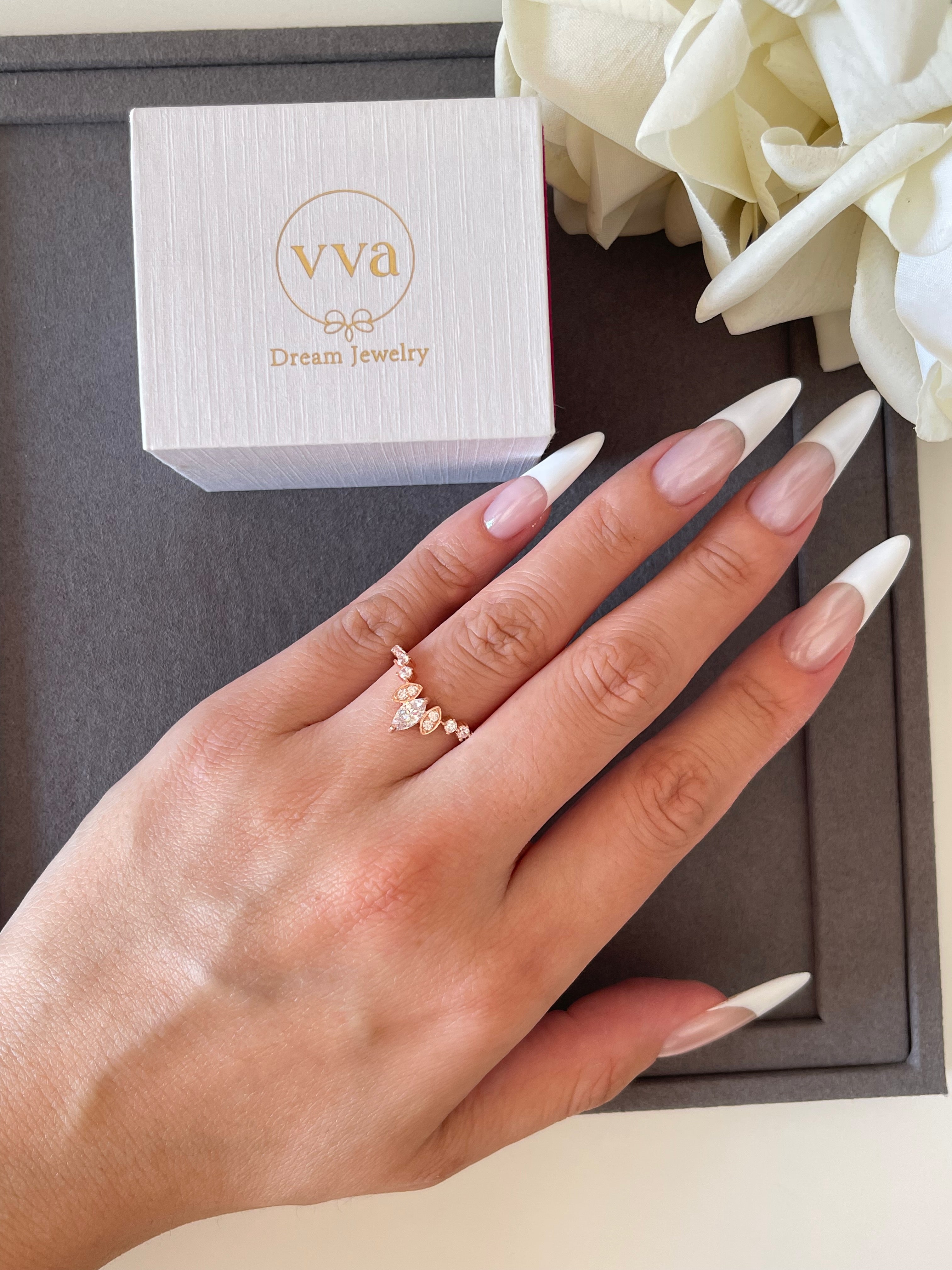 【ENSEMBLE GAIA】Ensemble de 2 bagues de fiançailles uniques, faites à la main, en agate mousse naturelle de 0,75 ct, forme princesse