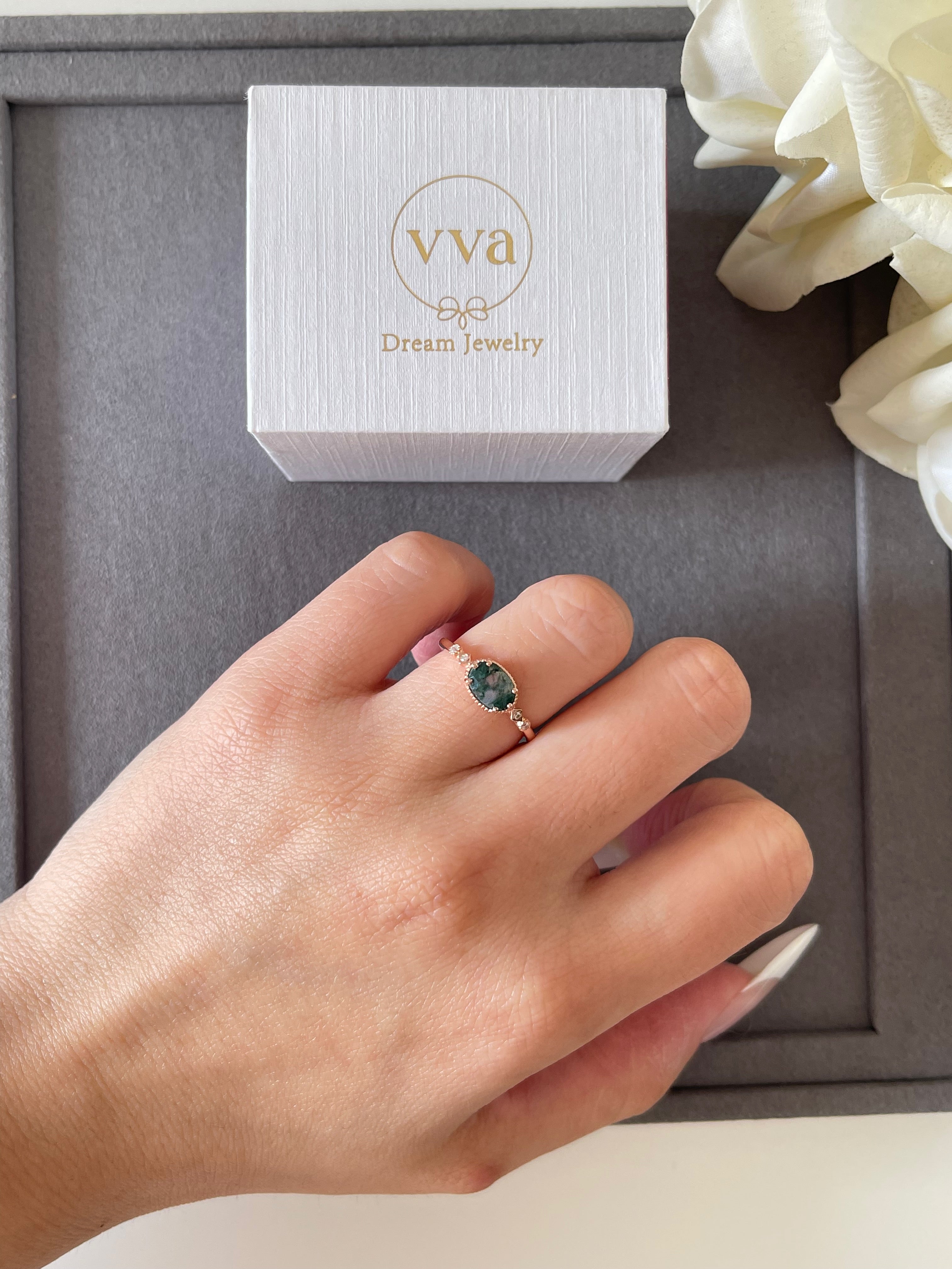 【The Still Pond】Unique Handmade Natural Moss Agate Engagement Ring 0.75ct Oval Cut