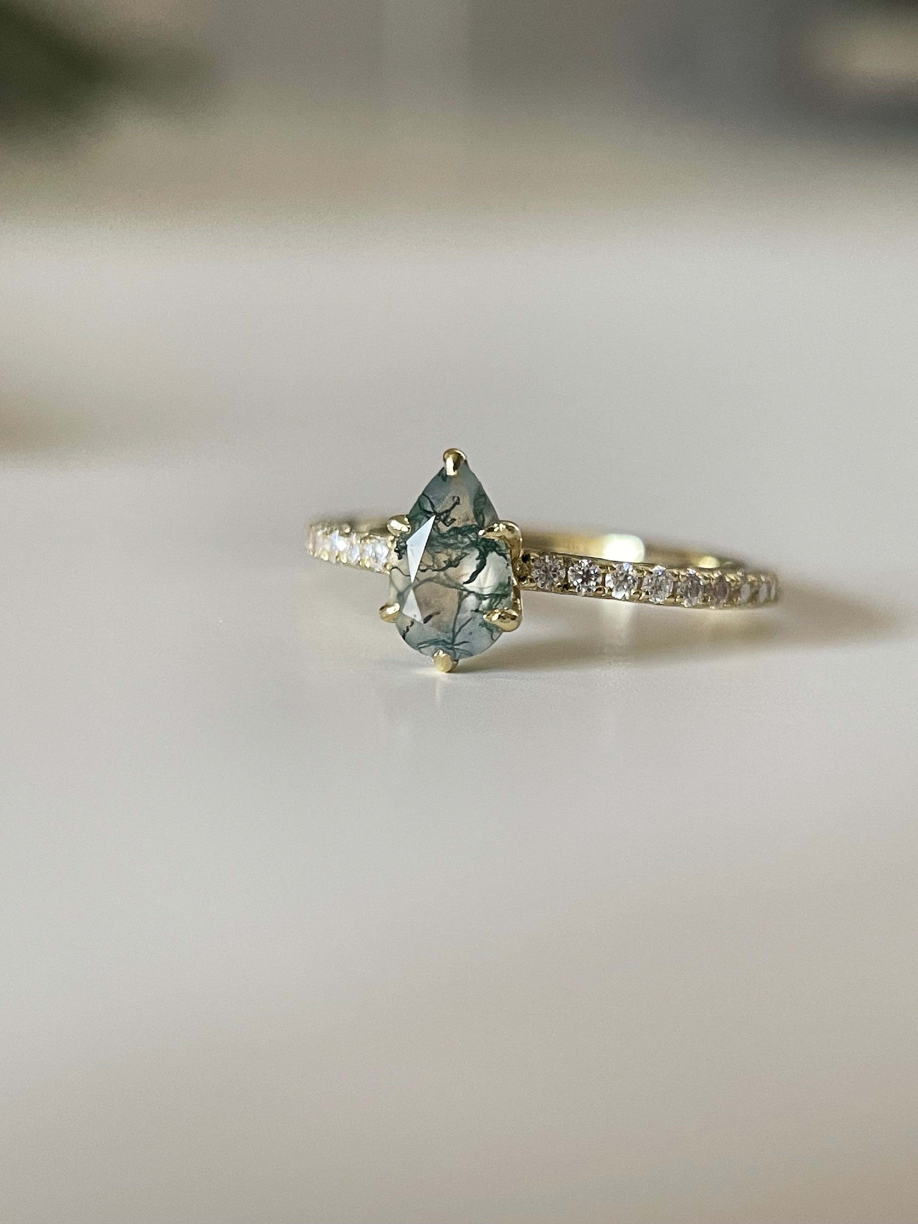 【Sylvan Covenant】Unique Handmade Natural Moss Agate Engagement Ring Set 2pcs 0.7ct Pear Shape