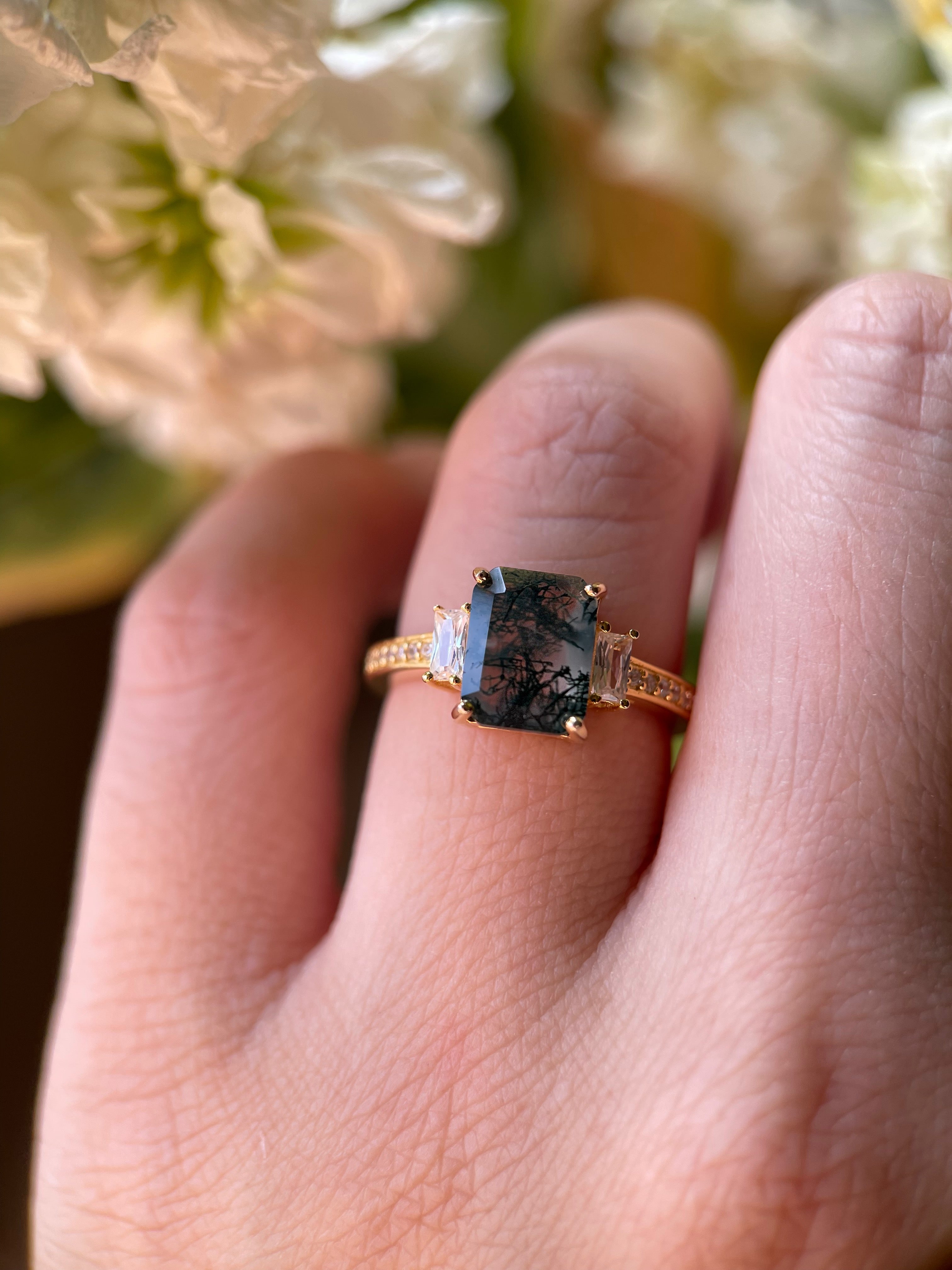 【Callista】Bague de fiançailles unique en agate mousse naturelle faite à la main, 2,5 ct, forme coussin