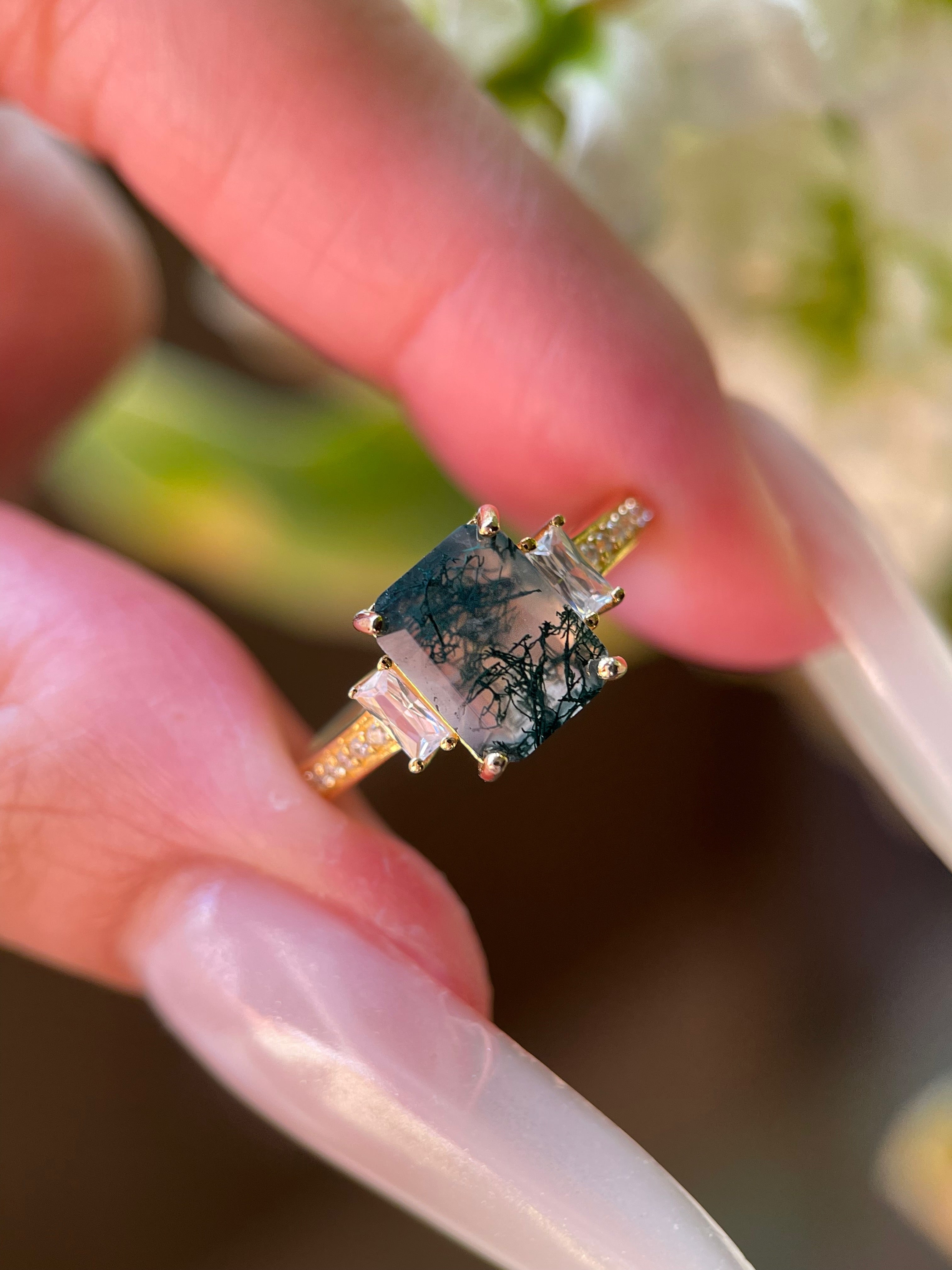 【Callista】Bague de fiançailles unique en agate mousse naturelle faite à la main, 2,5 ct, forme coussin