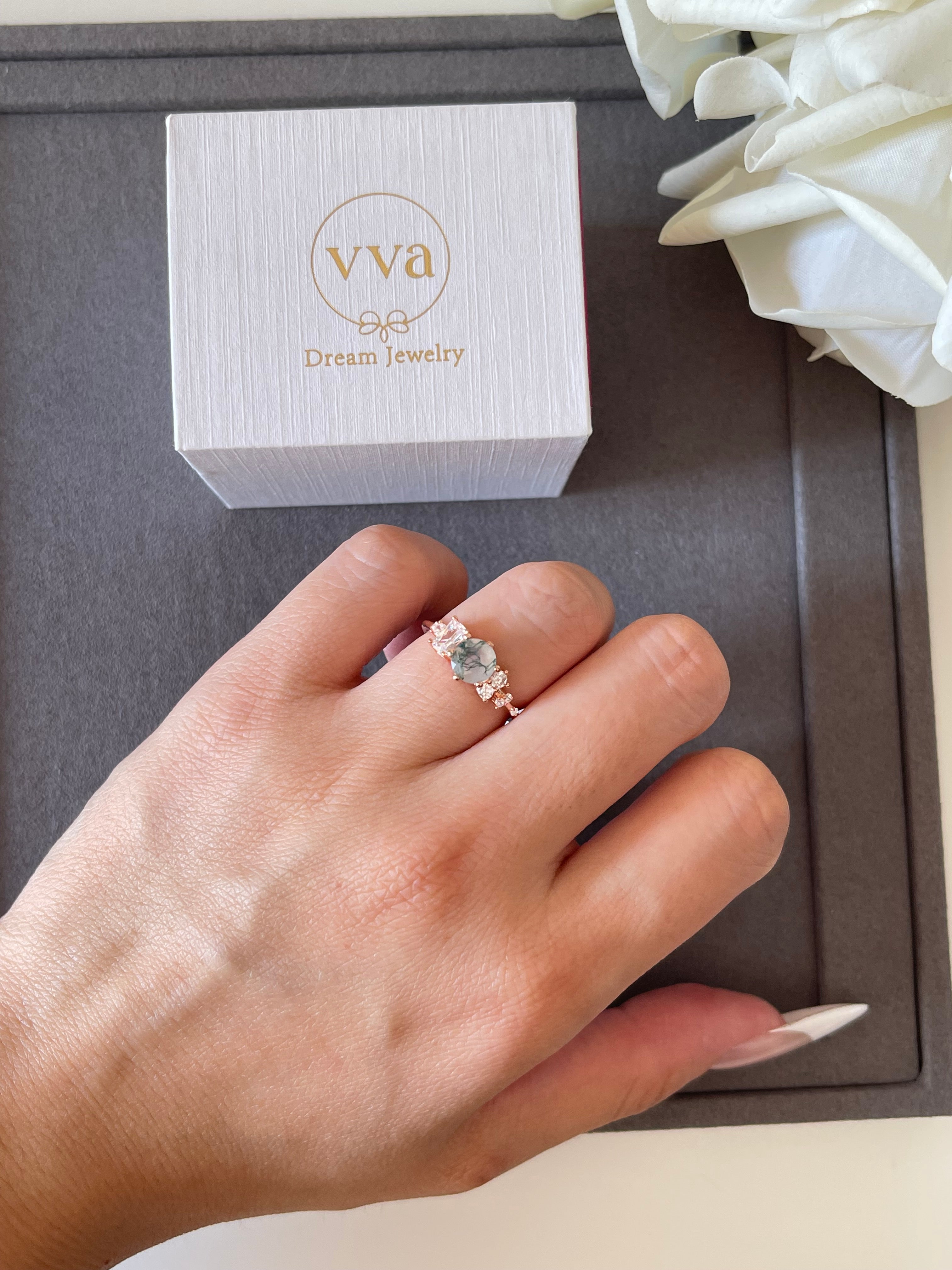 【Veridia Cascade】Unique Handmade Natural Moss Agate Engagement Ring 0.8ct Round Cut