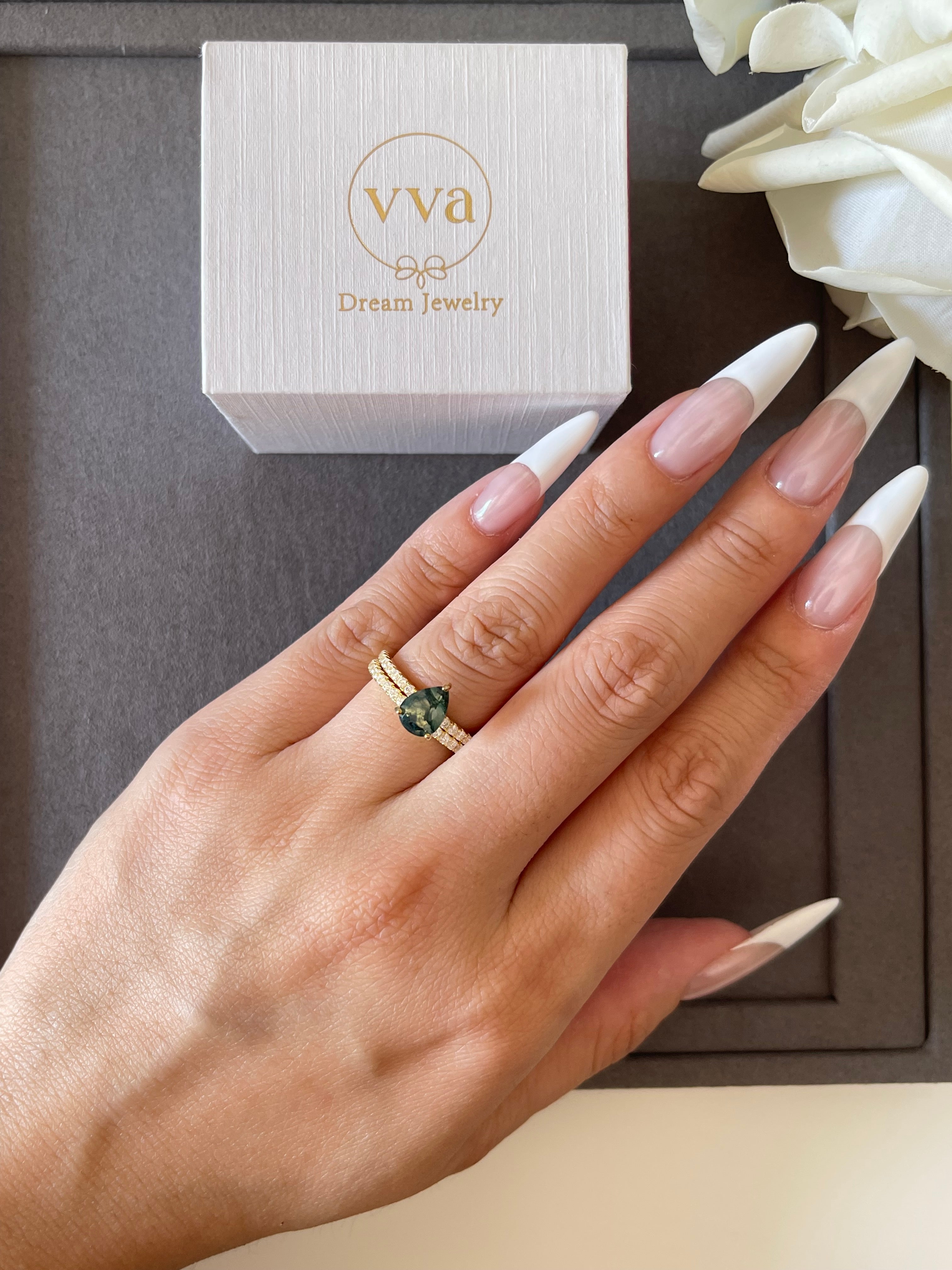 【Naiad Set】Unique Handmade Natural Moss Agate Engagement Ring Set 2pcs 0.8ct Pear Shape