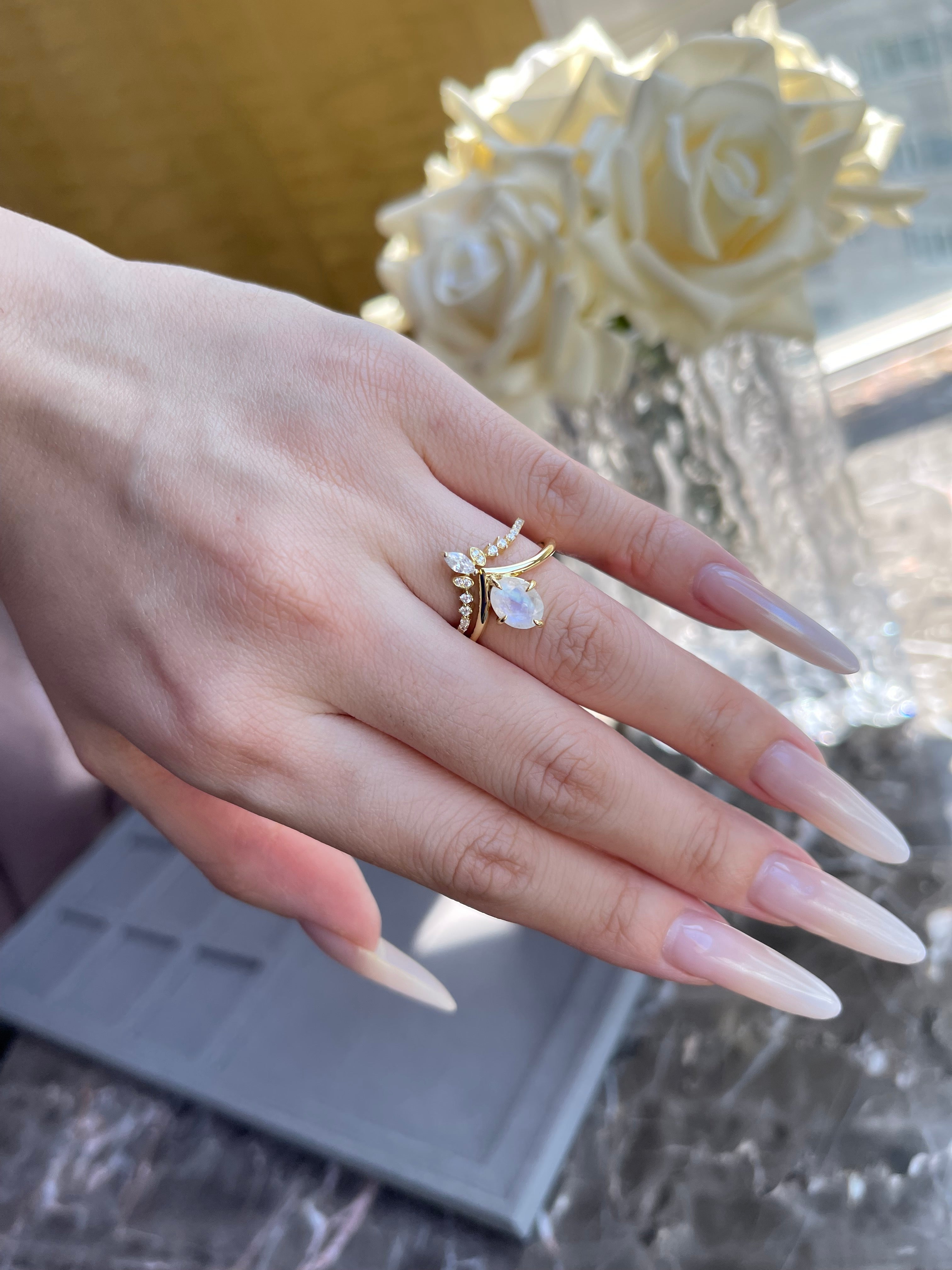 【GENEVIEVE SET】Unique Handmade Natural Blue Moonstone Engagement Ring Set 2pcs Oval Shape 1.5ct