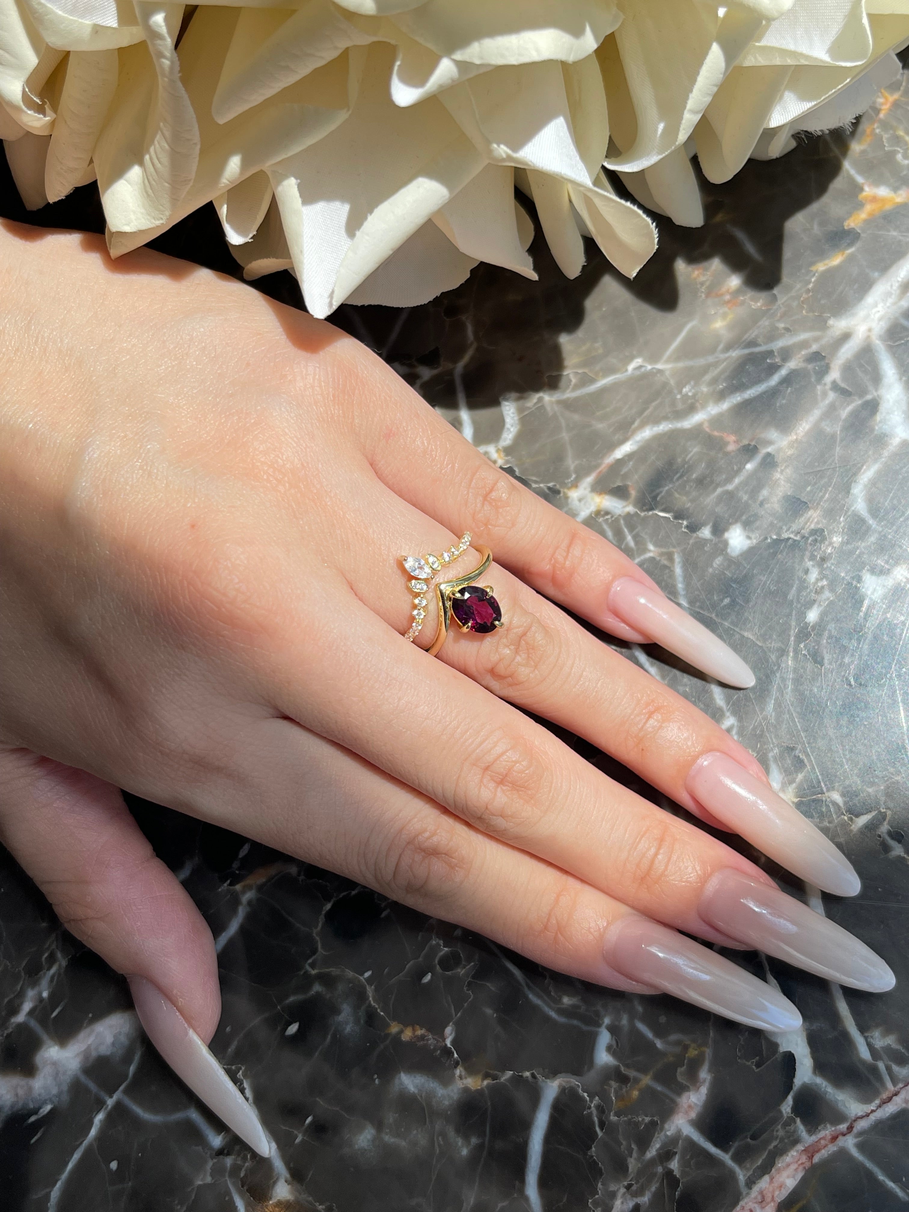 【REGINA SET】Handmade Natural Rhodolite Garnet Engagement Ring Set 2pcs Oval Shape 1.5ct