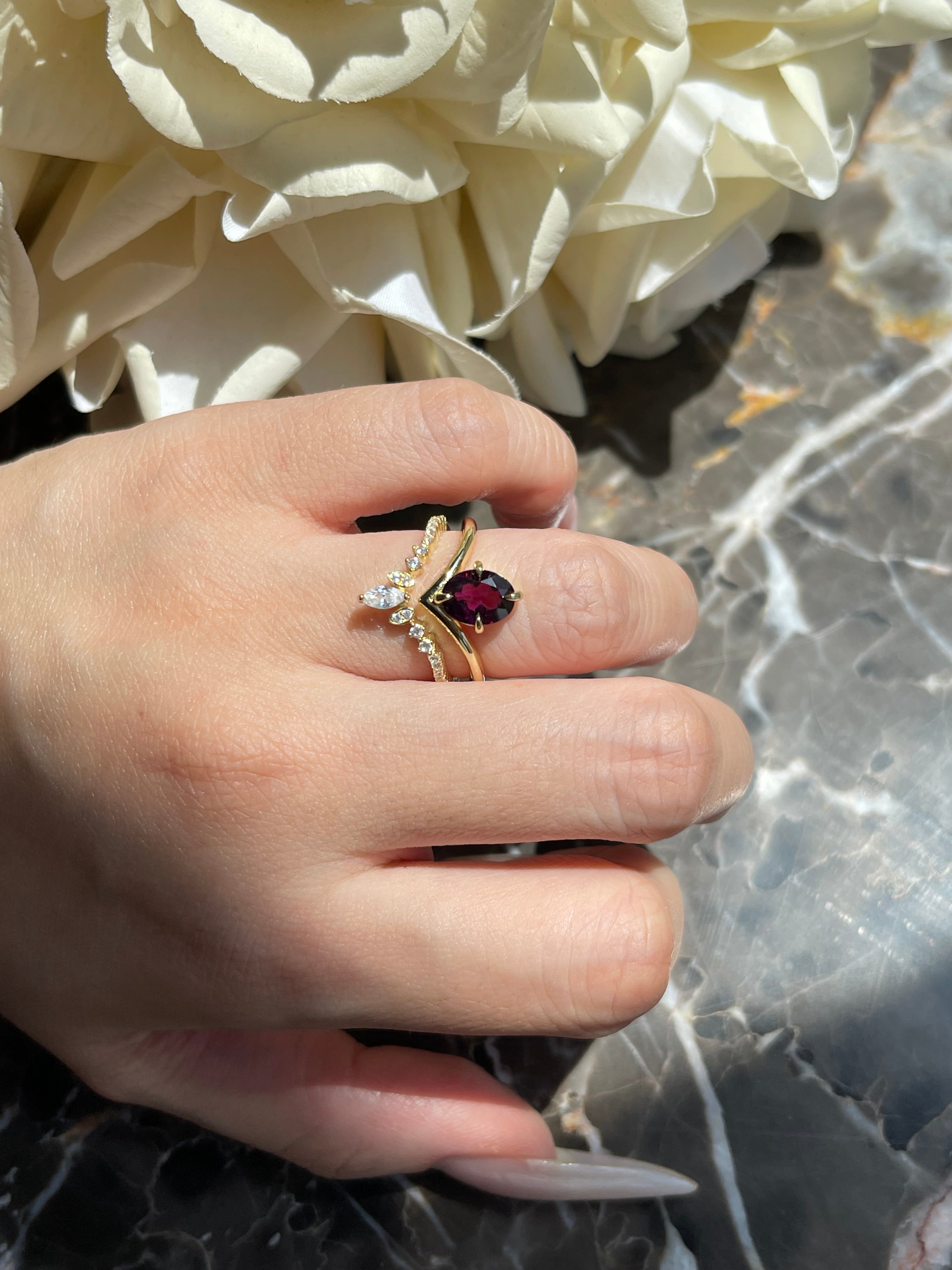 【REGINA】Handmade Natural Rhodolite Garnet Engagement Ring Oval Cut 1.5ct