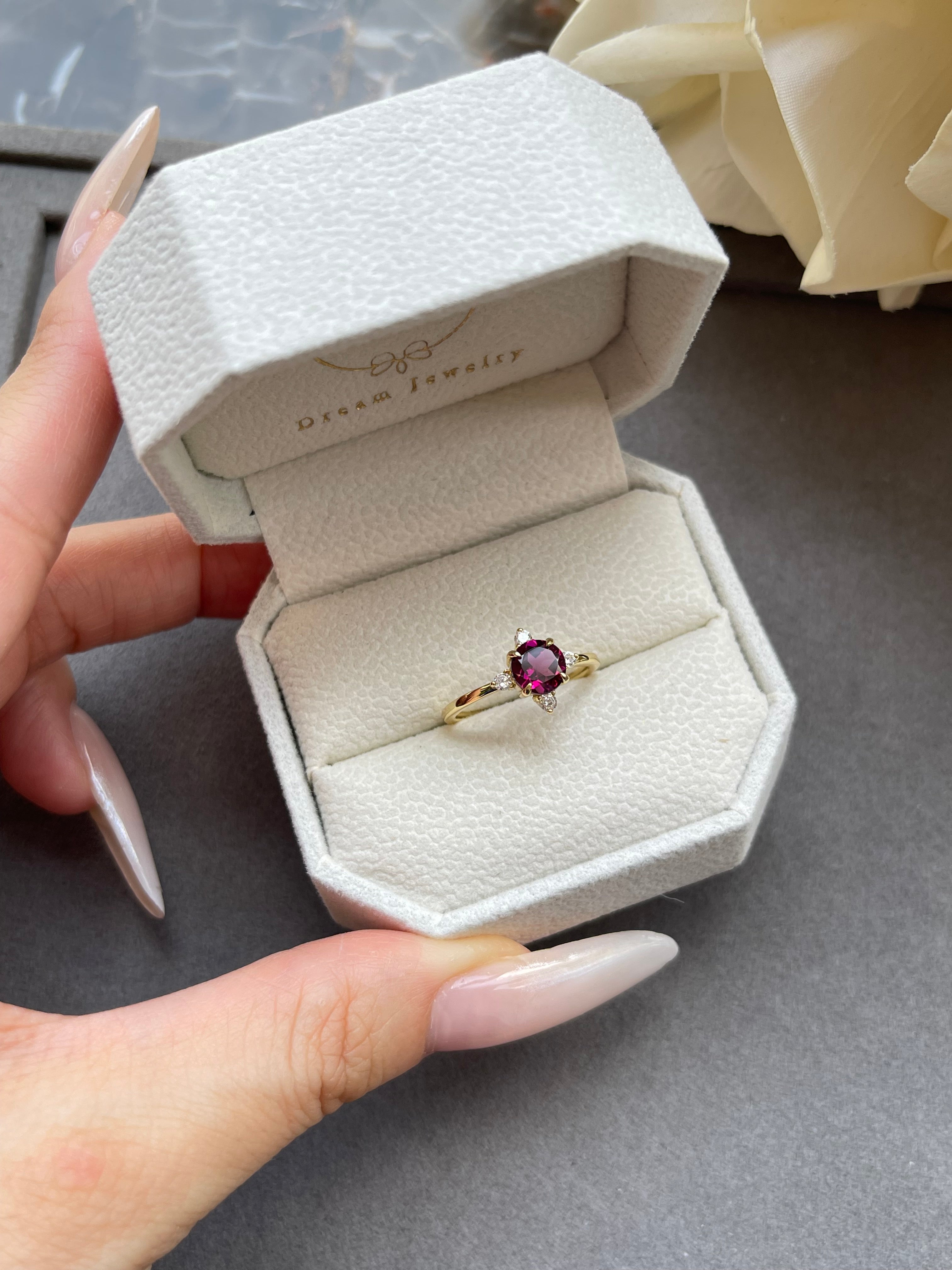 【FREYA SET】Unique Handmade Natural Rhodolite Garnet Engagement Ring Set 2pcs Round Shape 0.8ct