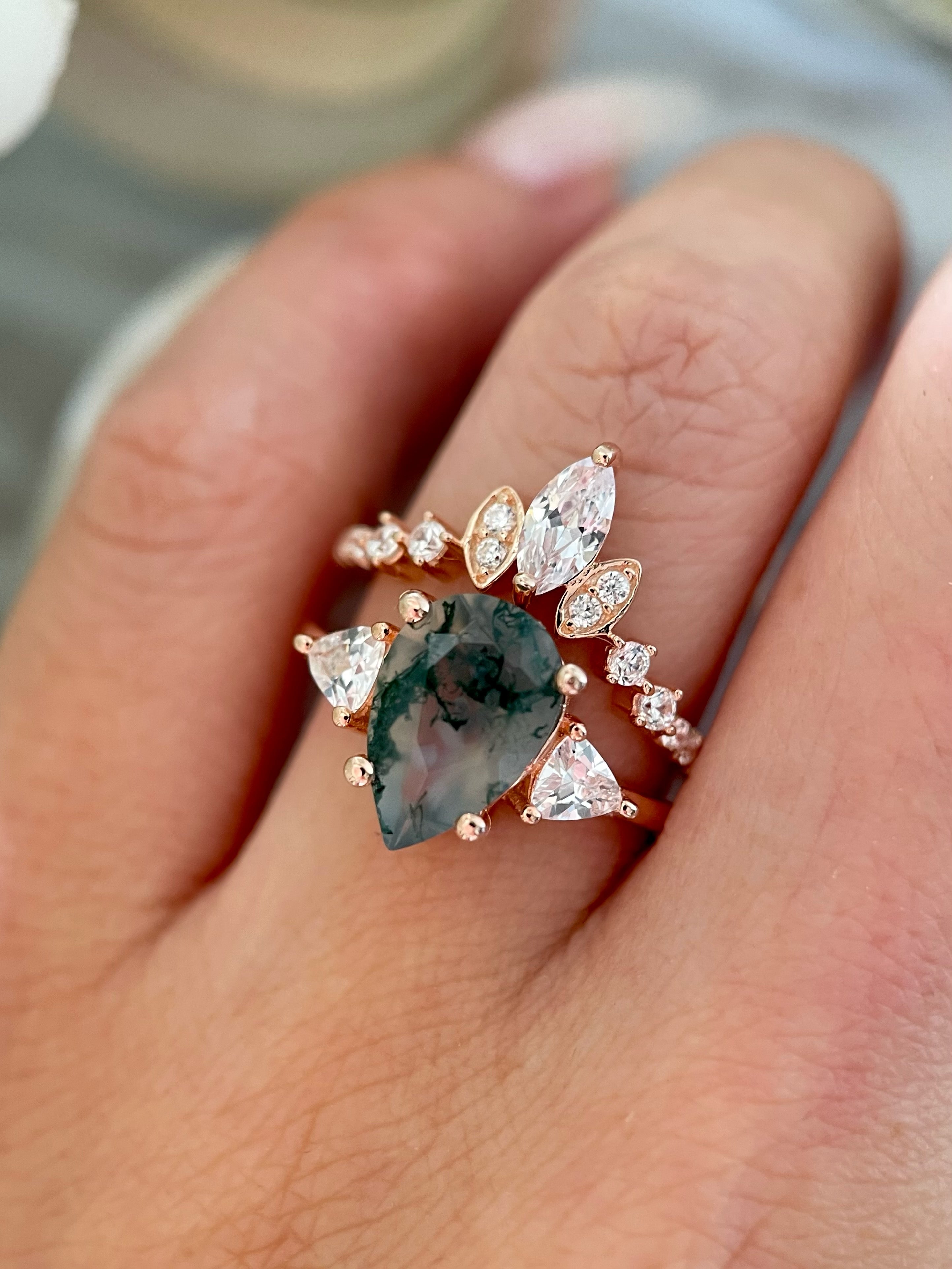 【ENSEMBLE NOISETTE】Ensemble de 2 bagues de fiançailles uniques, faites à la main, en agate mousse naturelle, 3 carats, forme poire