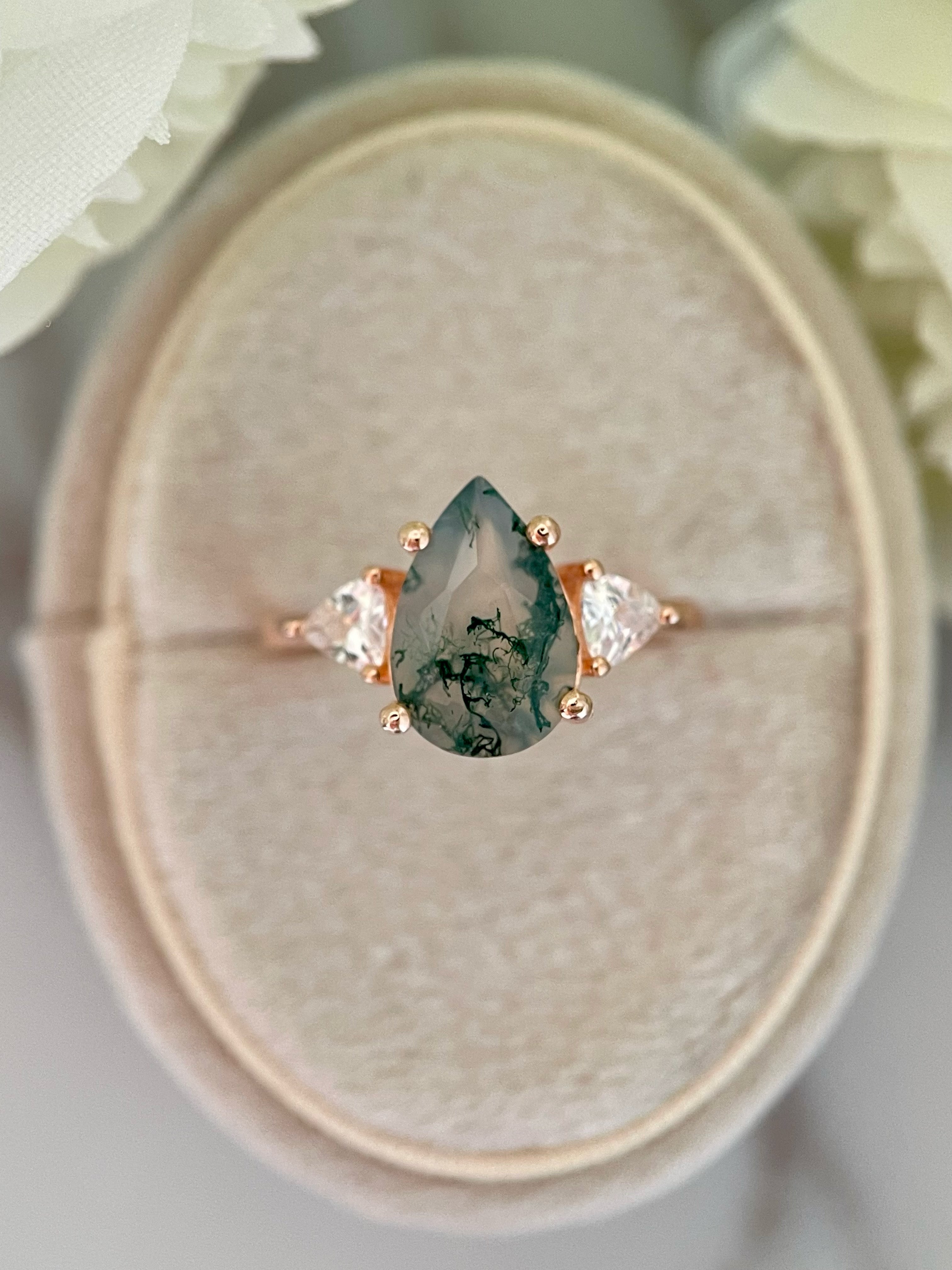 【NOISETTE】Bague de fiançailles unique en agate mousse naturelle, faite à la main, 3 carats, forme poire