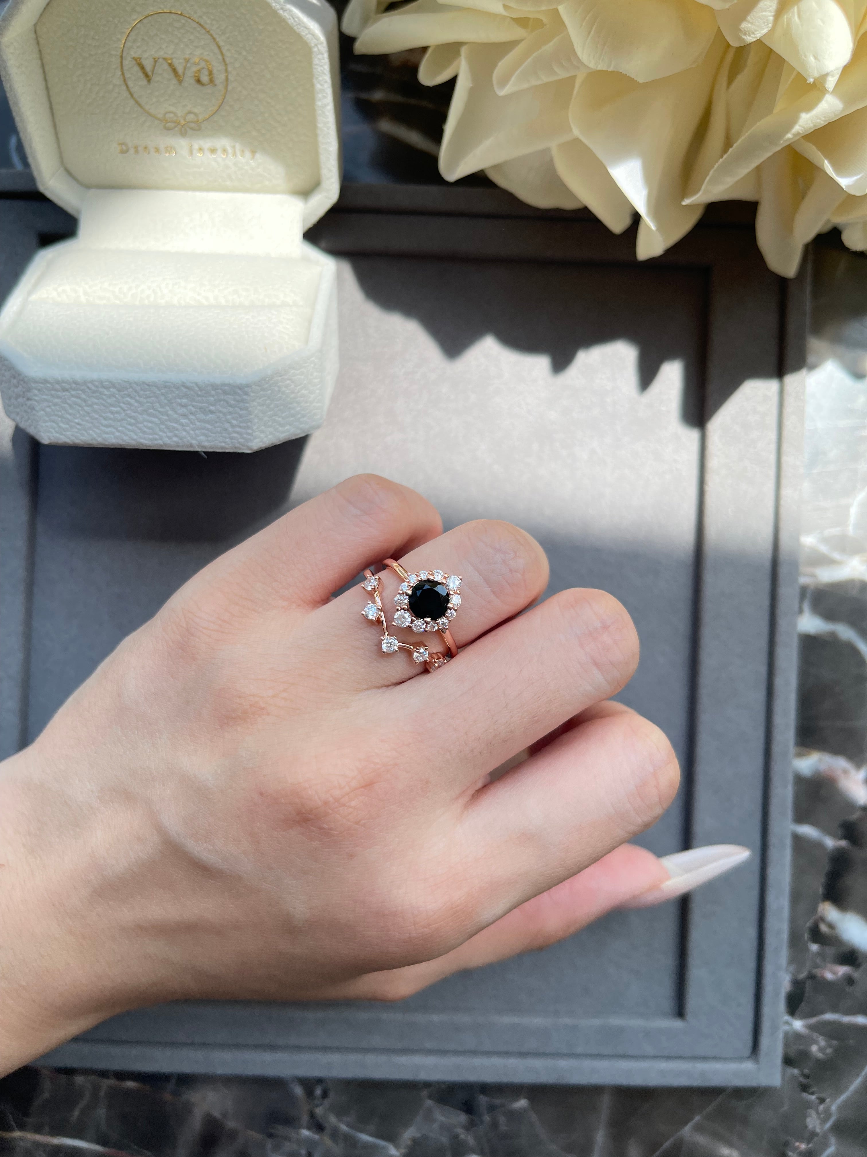 【Isolde】Unique Handmade Natural Black Onyx Engagement Ring 0.8ct Round Shape