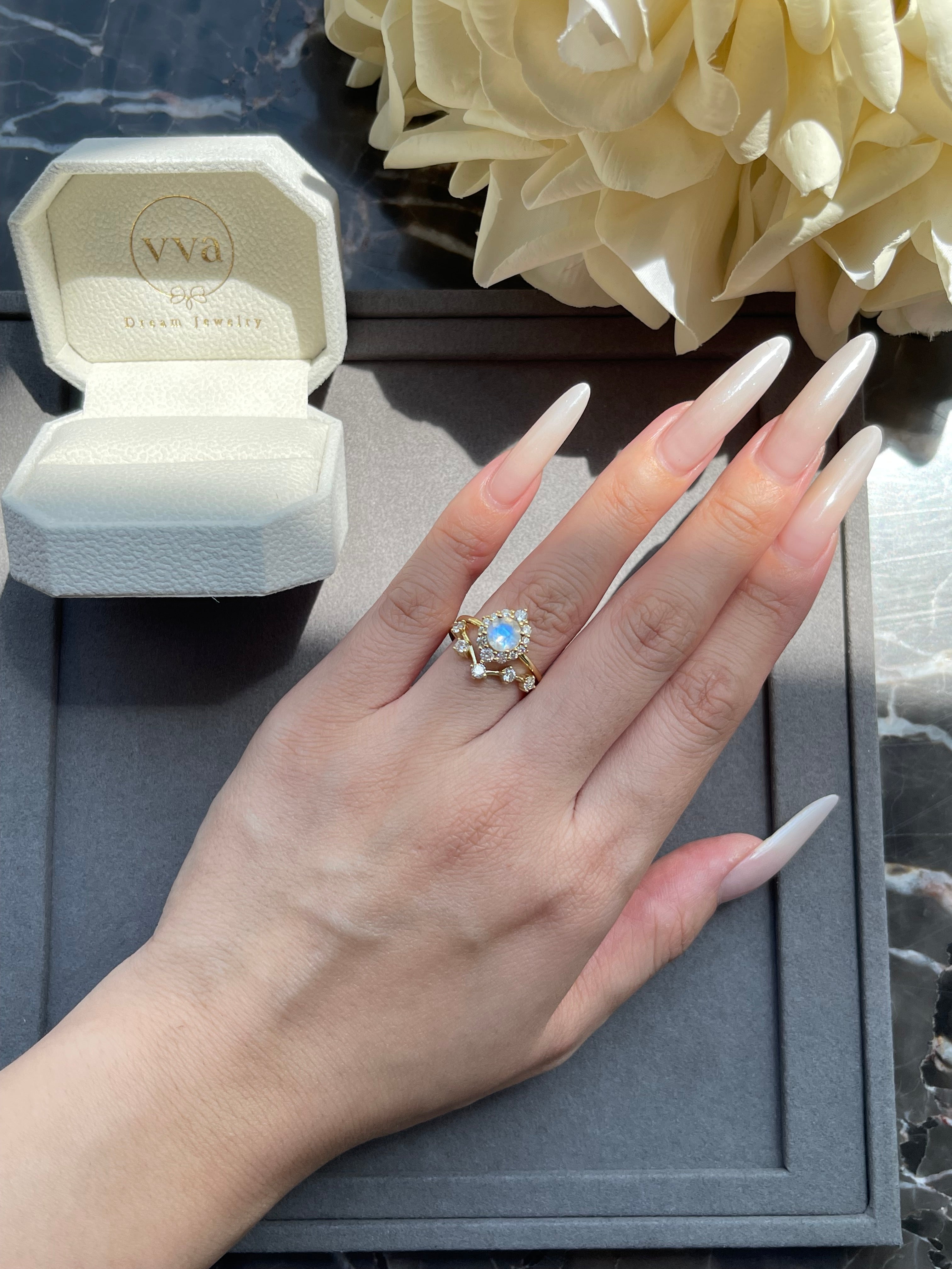 【Auraluna】Unique Handmade Natural Blue Moonstone Engagement Ring 0.8ct Round Shape