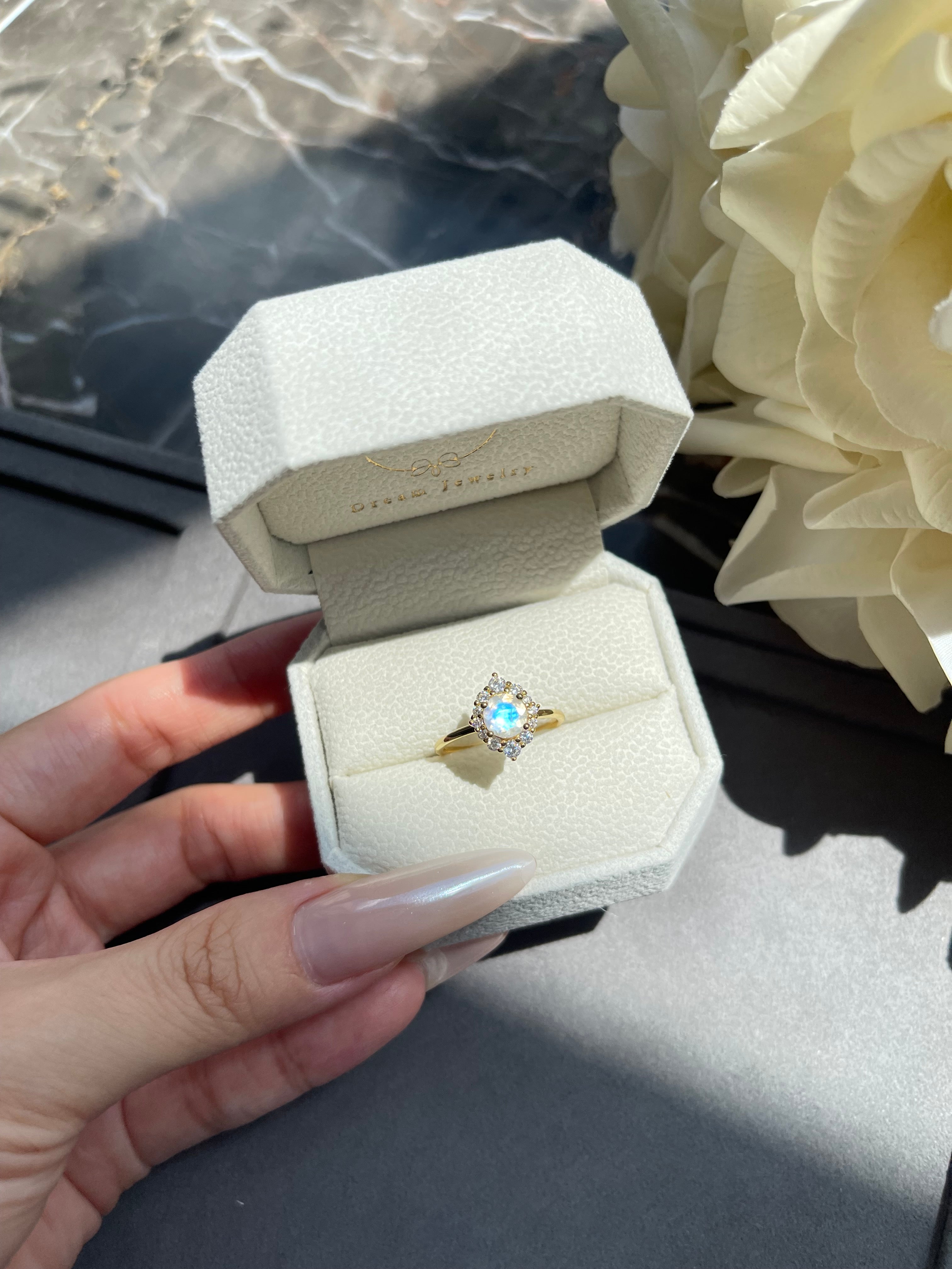 【Auraluna】Unique Handmade Natural Blue Moonstone Engagement Ring 0.8ct Round Shape