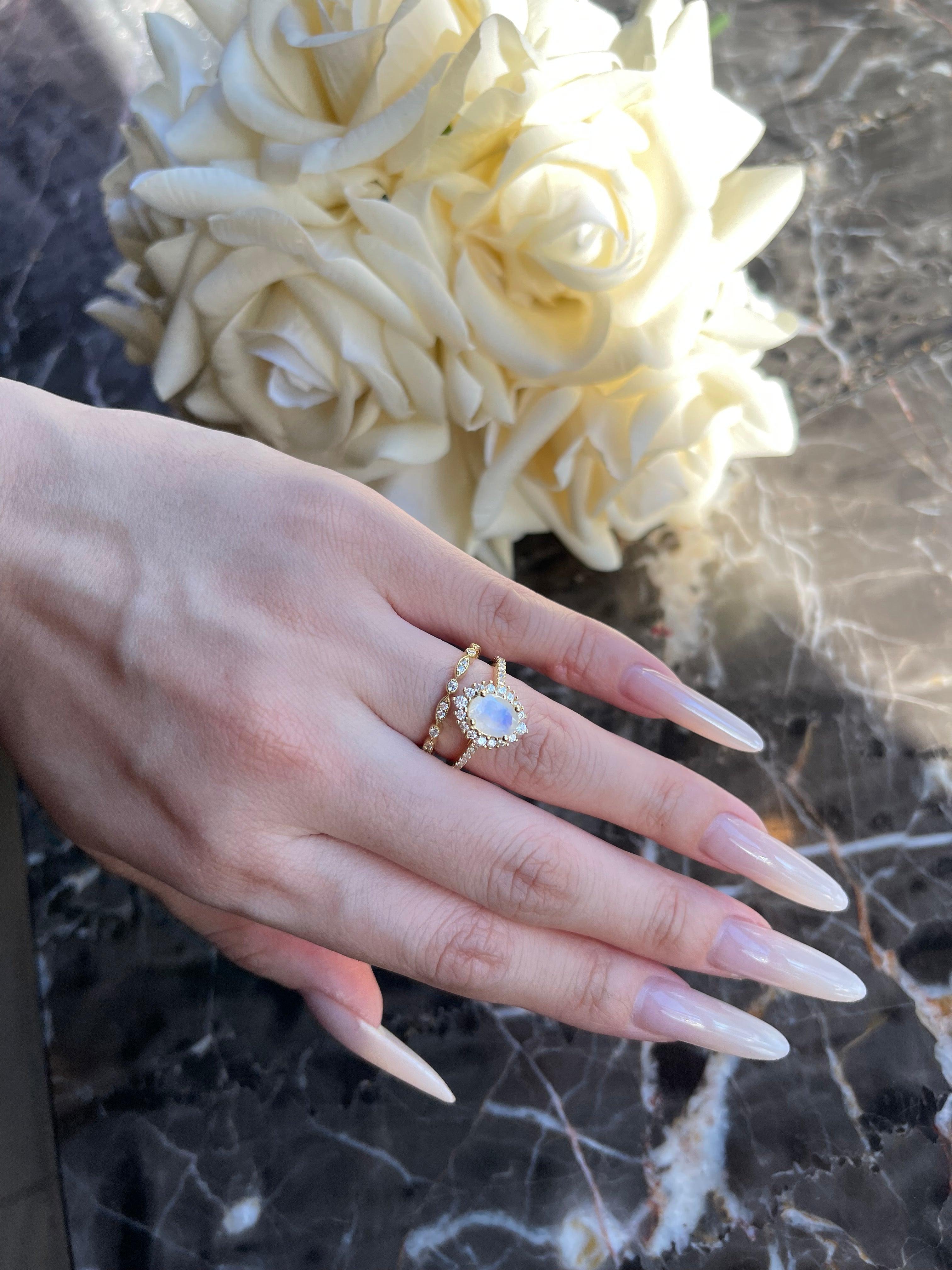 【Celestia】Unique Handmade Natural Blue Moonstone Engagement Ring 1.5ct Oval Shape