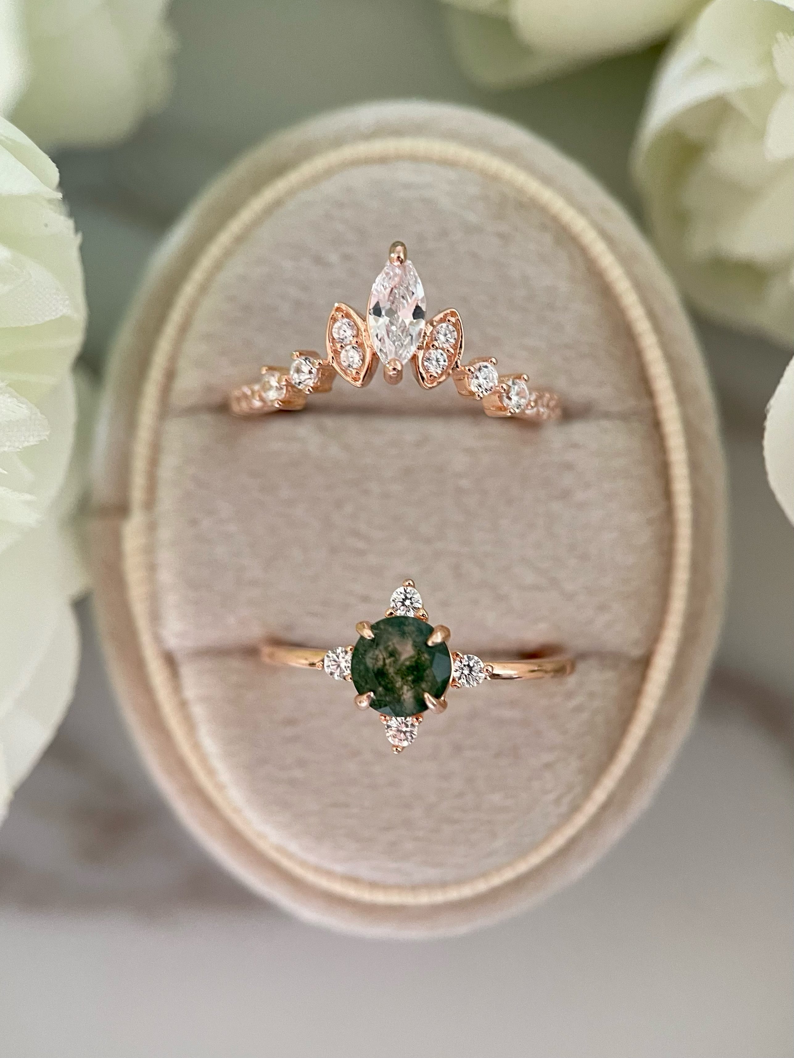 【ENSEMBLE THAILA】Ensemble unique de bagues de fiançailles artisanales en agate mousse naturelle, 2 pièces, forme ronde, 0,8 ct