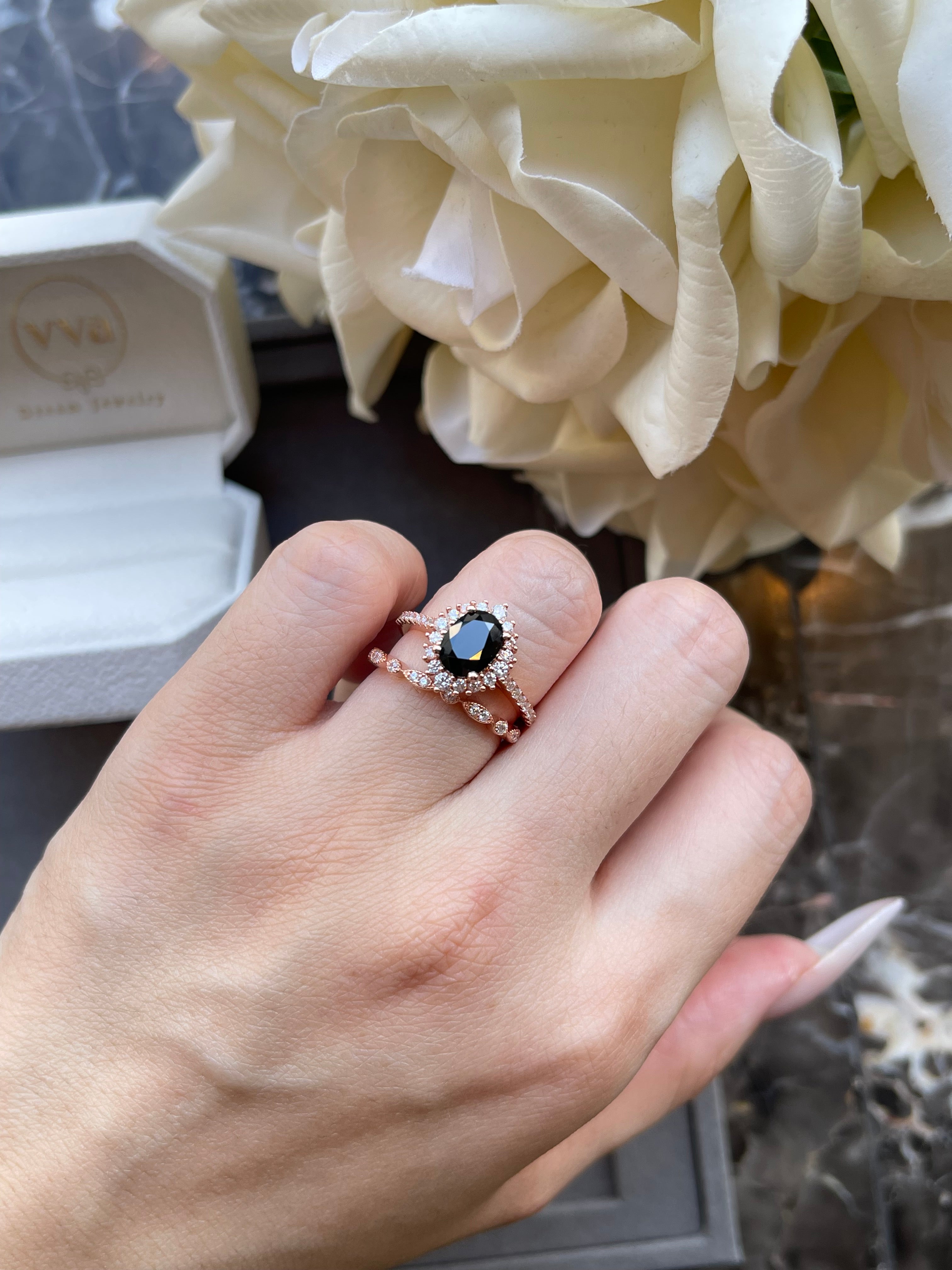【Vespera】Handmade Natural Black Onyx Engagement Ring 1.5ct Oval Shape