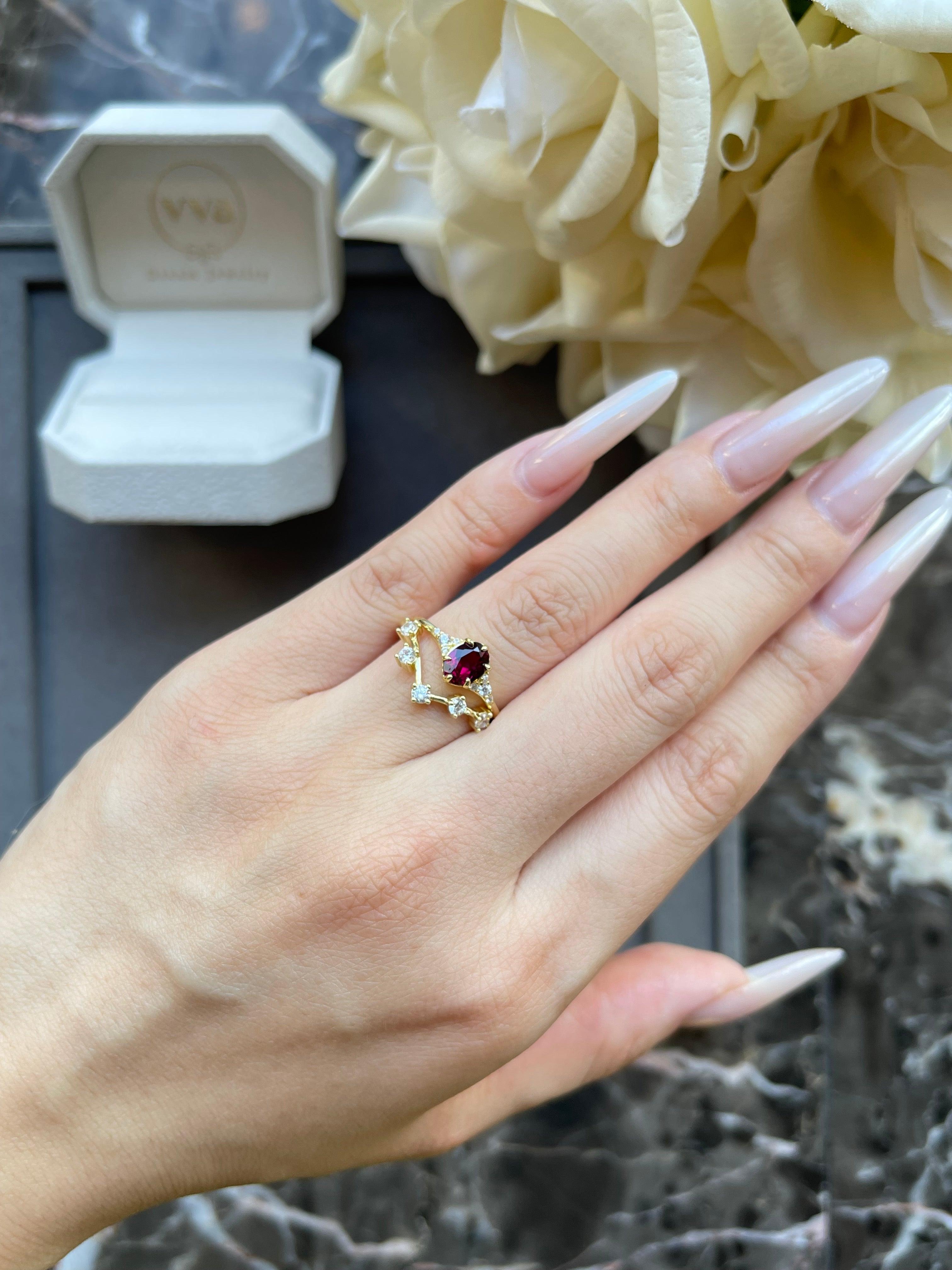 【Regalia】Handmade Natural Rhodolite Garnet Engagement Ring 0.75ct Oval Shape