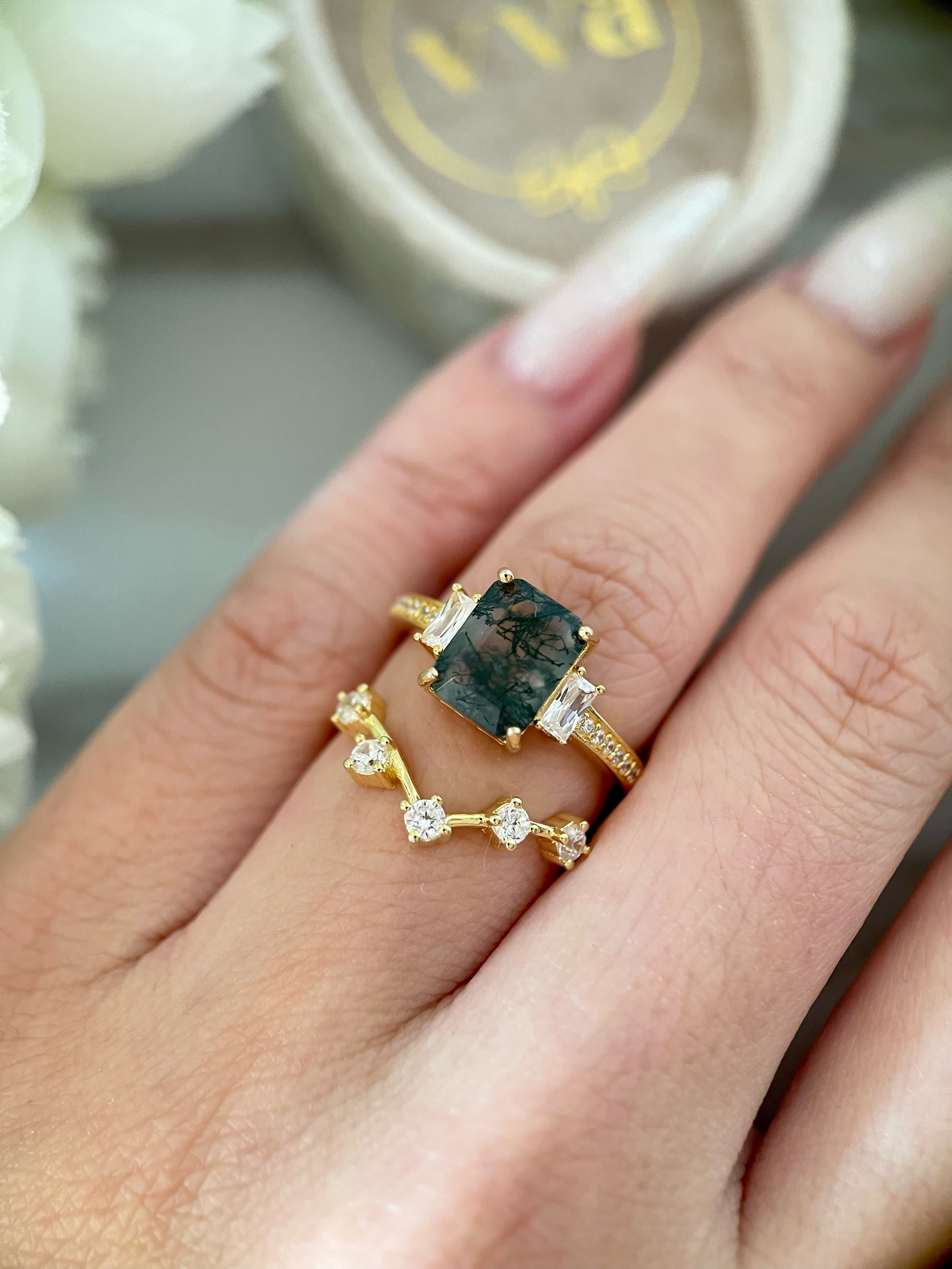 【Ensemble Callista】Ensemble unique de bagues de fiançailles en agate mousse naturelle faite à la main, 2 pièces, 2,5 ct, forme coussin