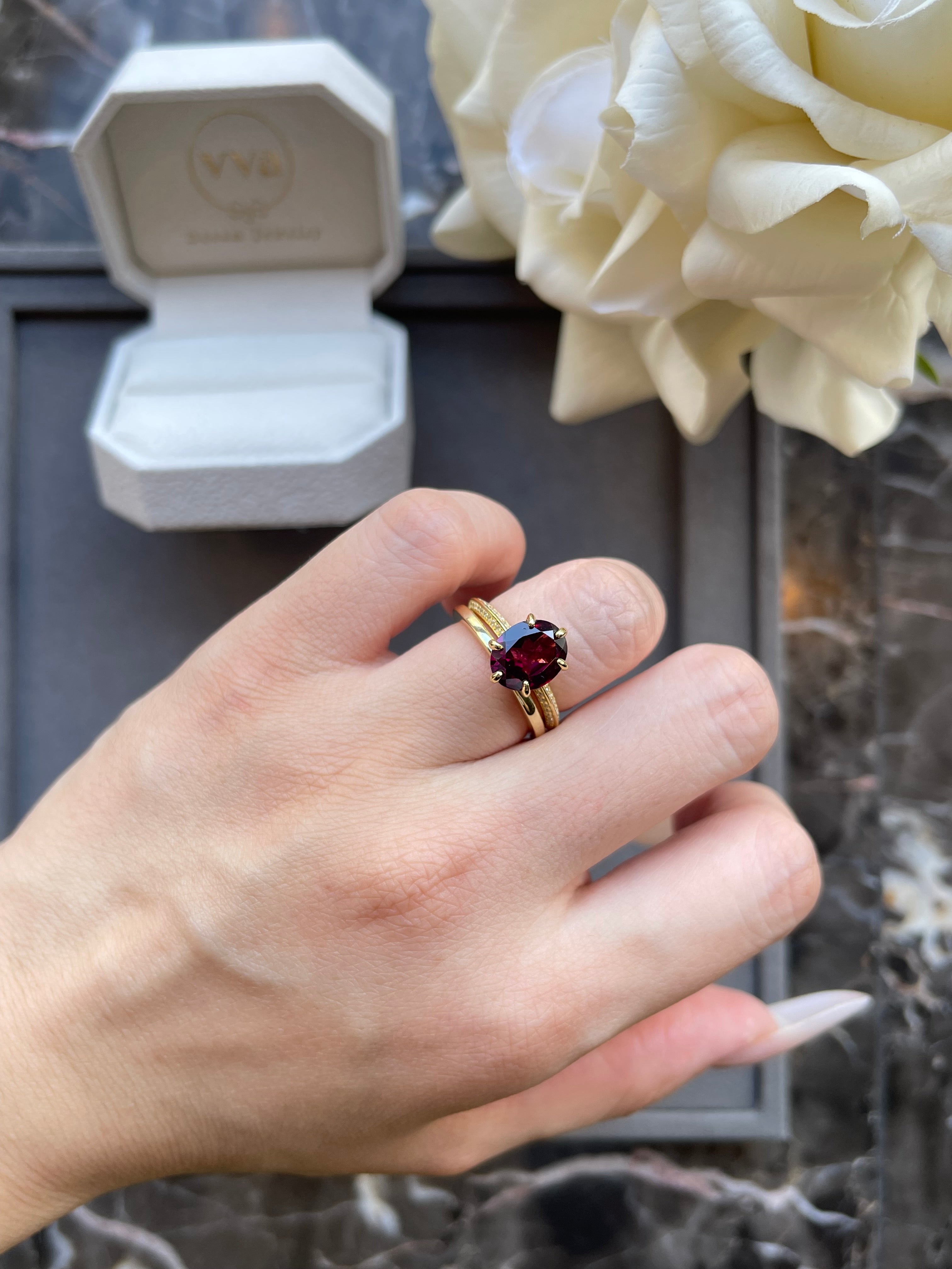 【Rubaiyat】Unique Handmade Natural Rhodolite Garnet Engagement Ring Set Oval Shape