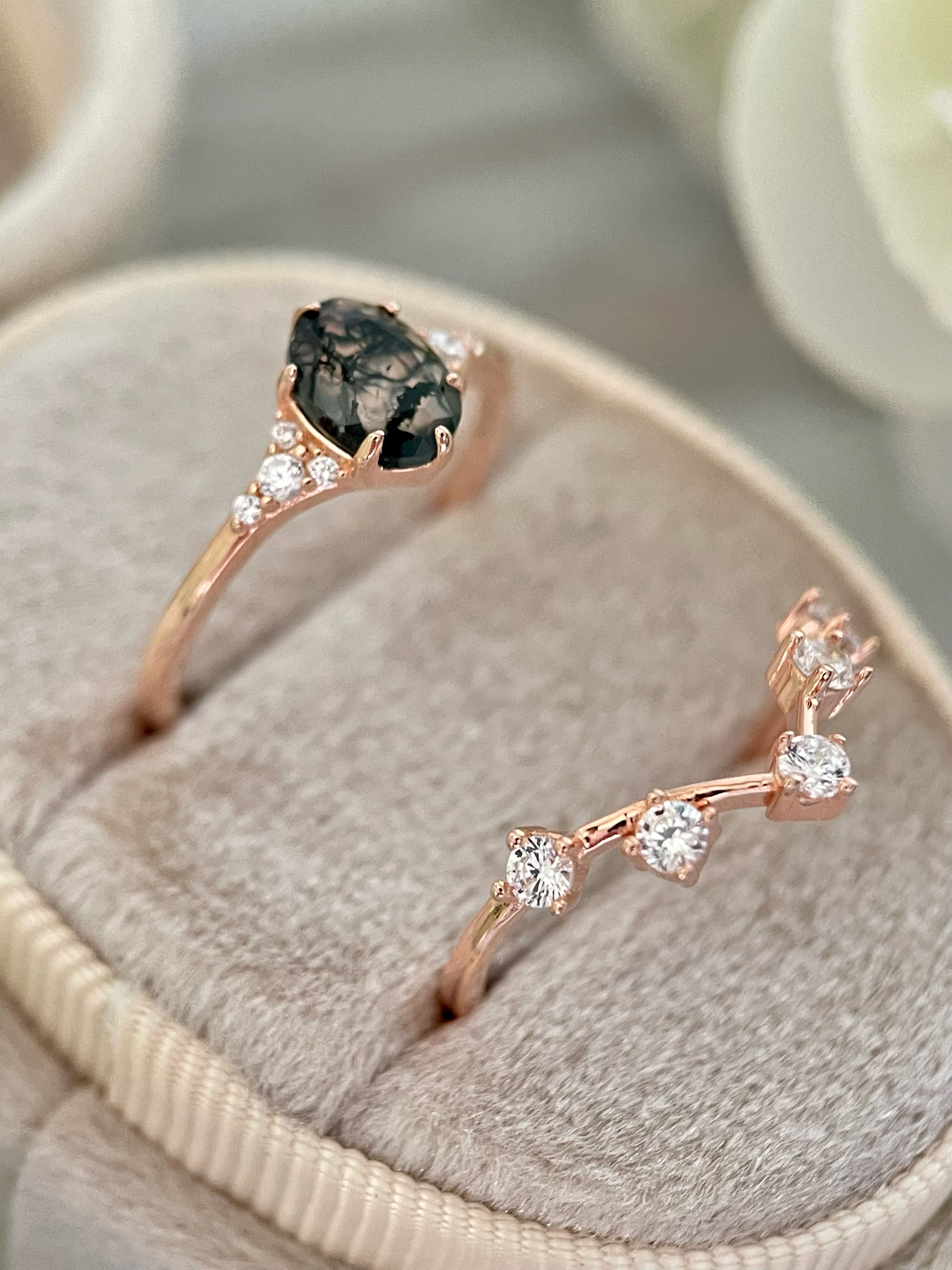 【Ensemble Aetheria】 Ensemble de bagues de fiançailles uniques en agate de mousse naturelle faite à la main, 2 pièces de forme ovale de 0,75 ct