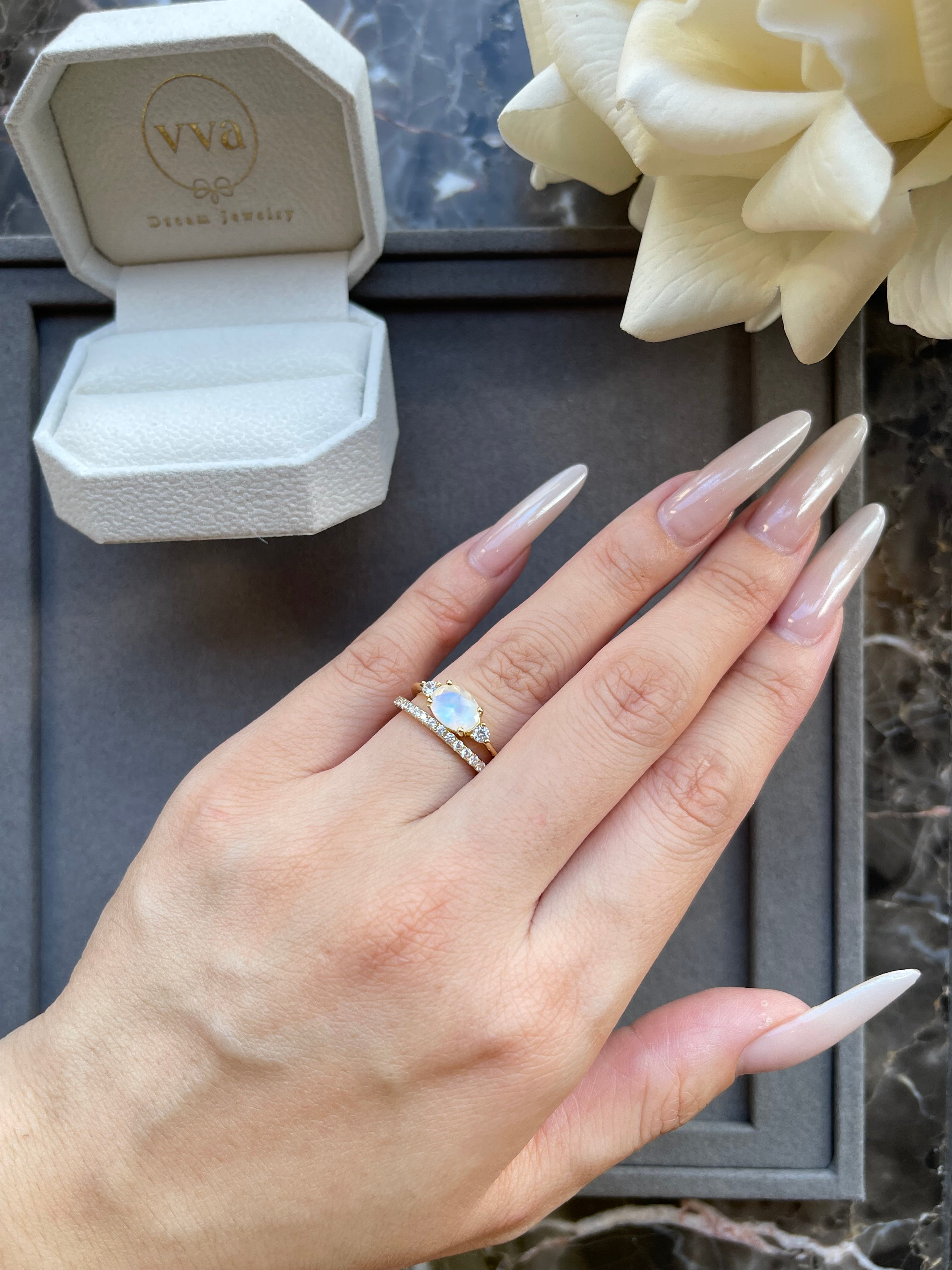 【Lunette】Unique Handmade Natural Blue Moonstone Engagement Ring Set Oval Shape