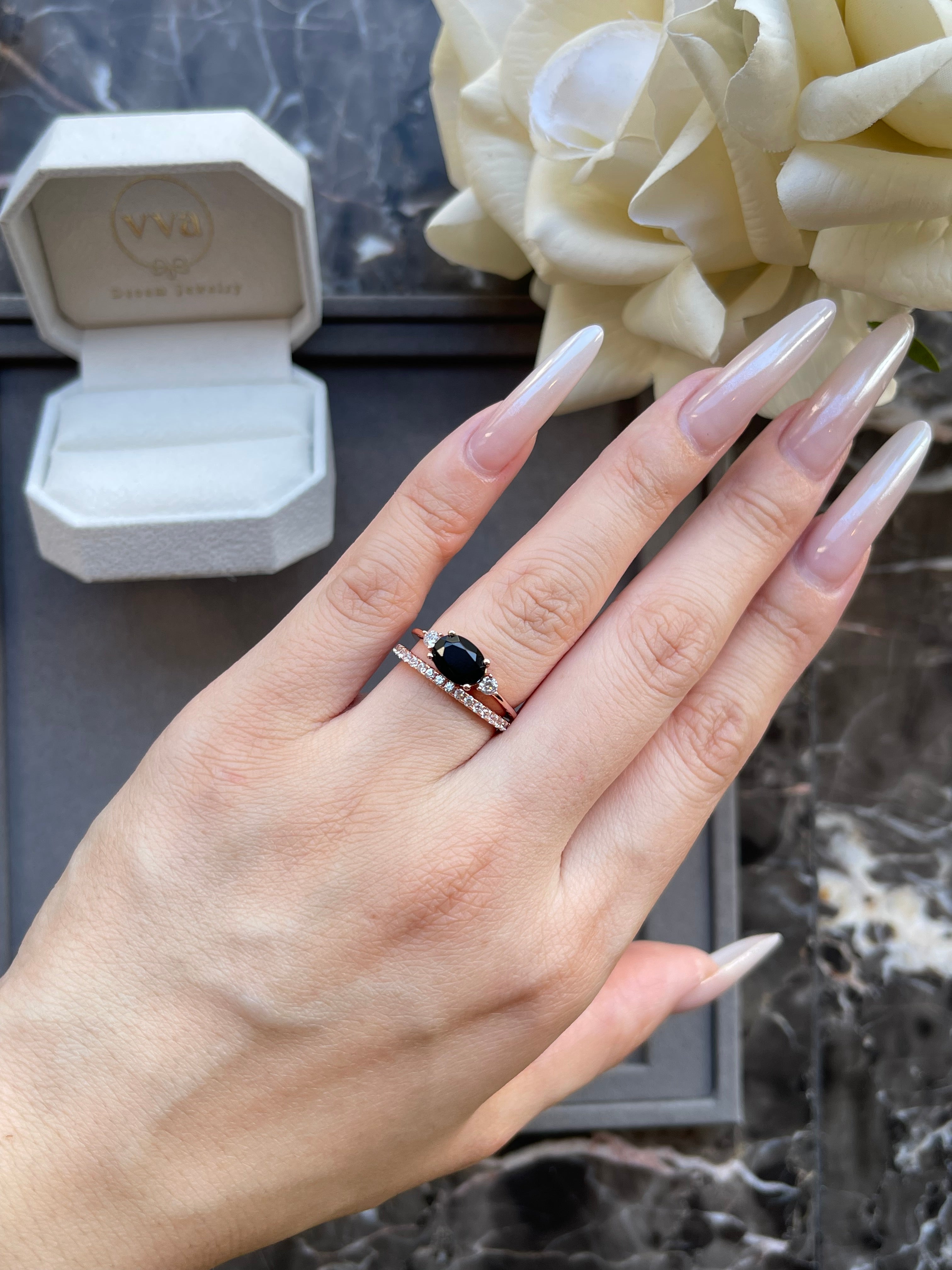 【Onyx Vertex】Handmade Natural Black Onyx Engagement Ring 1.5ct Oval Cut