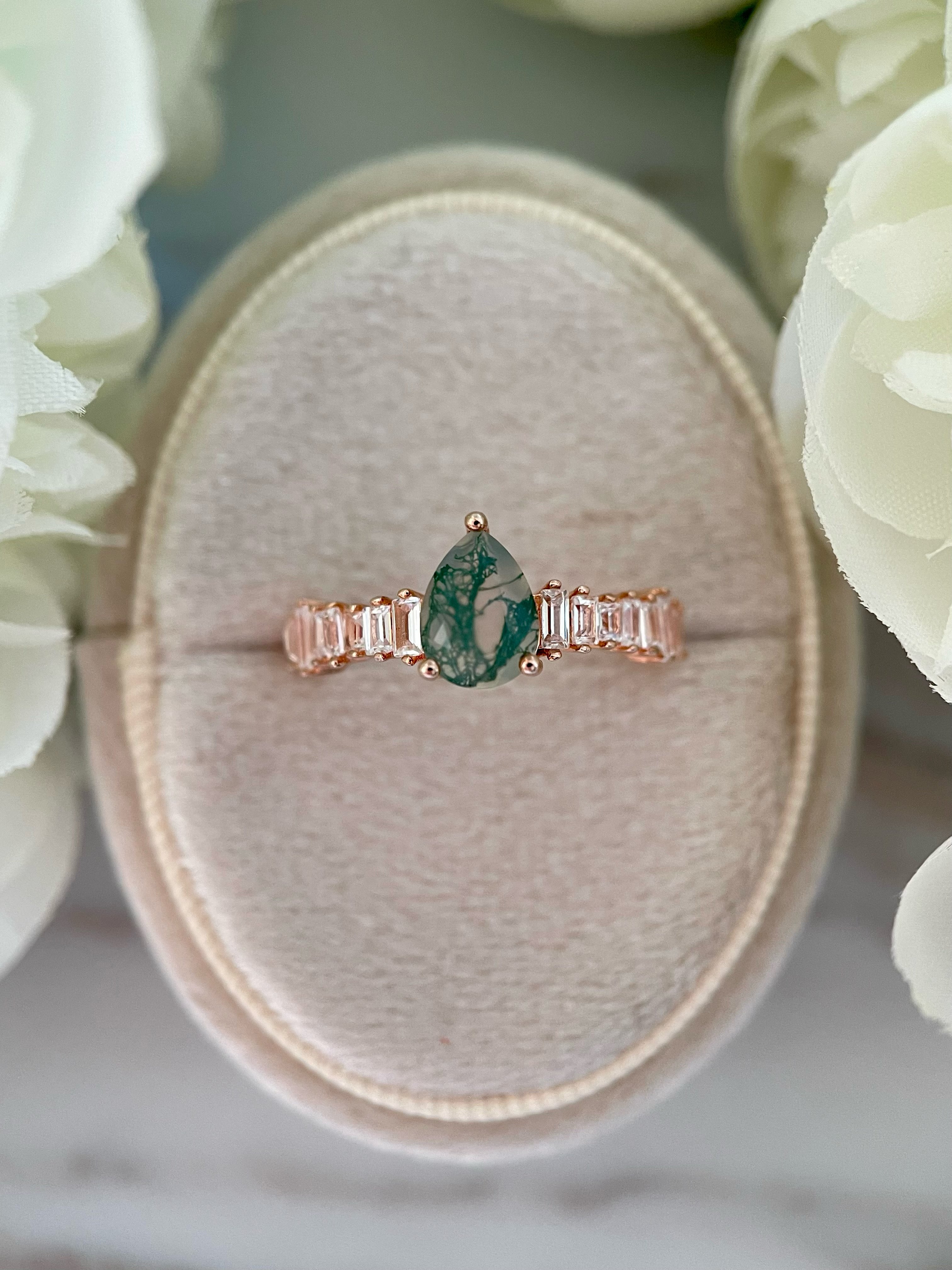【Dewdrop Canopy】Unique Handmade Natural Moss Agate Engagement Ring 0.8ct Pear Shape