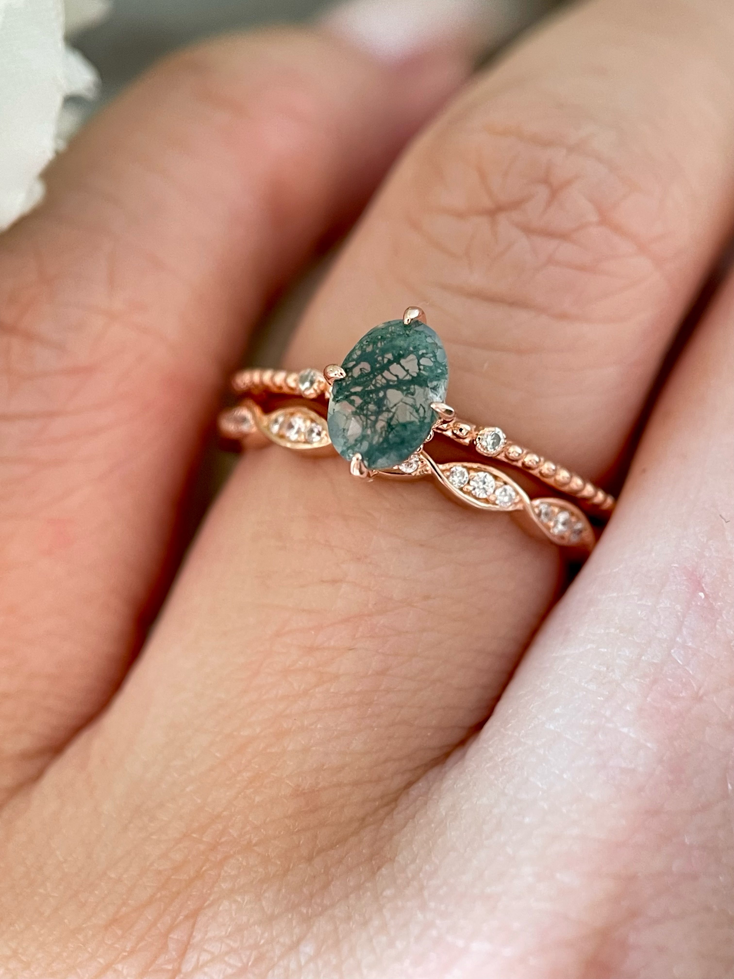 【Ensemble Veridian】Ensemble de 2 bagues de fiançailles ovales en agate mousse naturelle, 3 carats, fabriquées à la main.