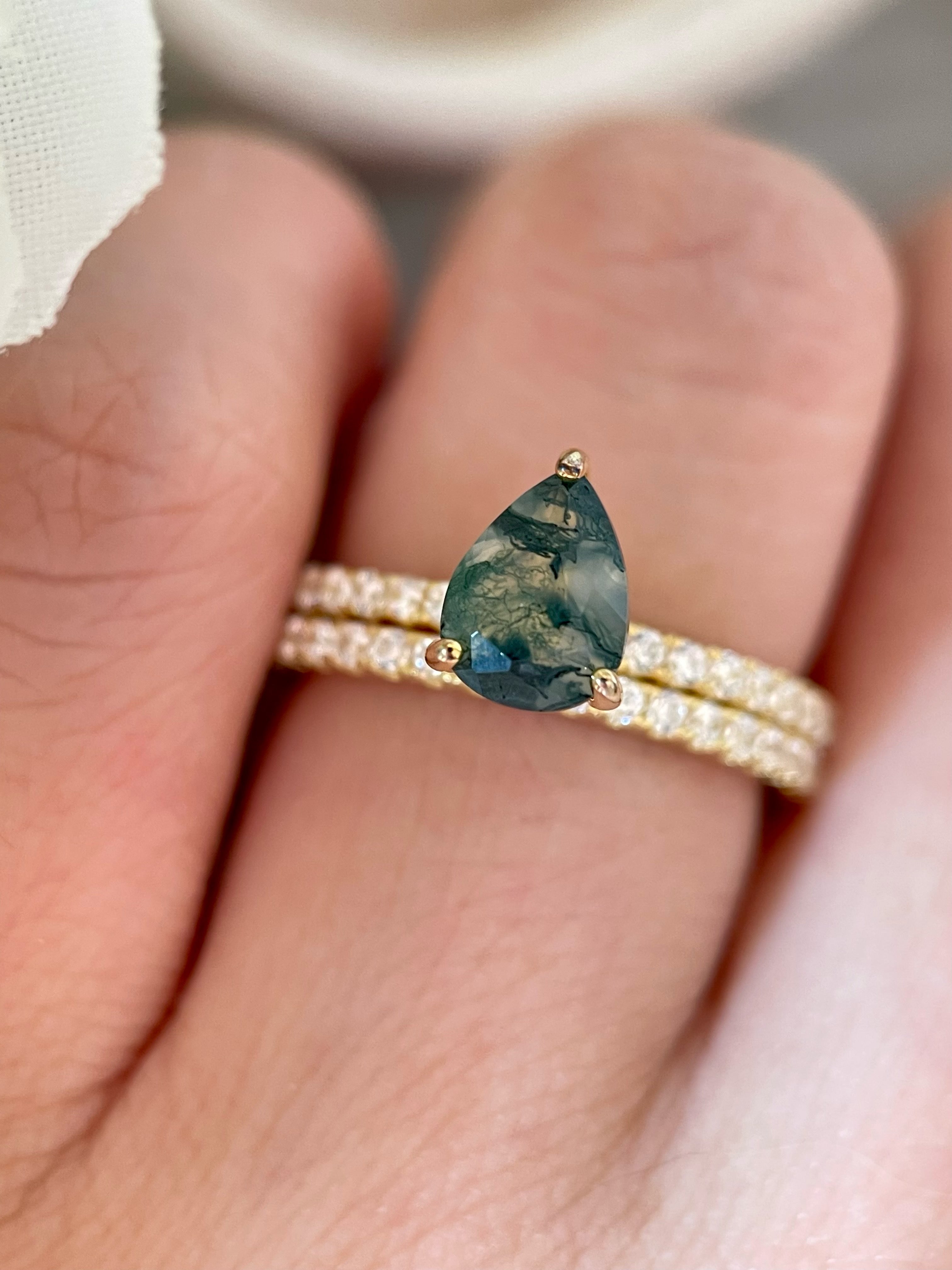 【Naiad Set】Unique Handmade Natural Moss Agate Engagement Ring Set 2pcs 0.8ct Pear Shape