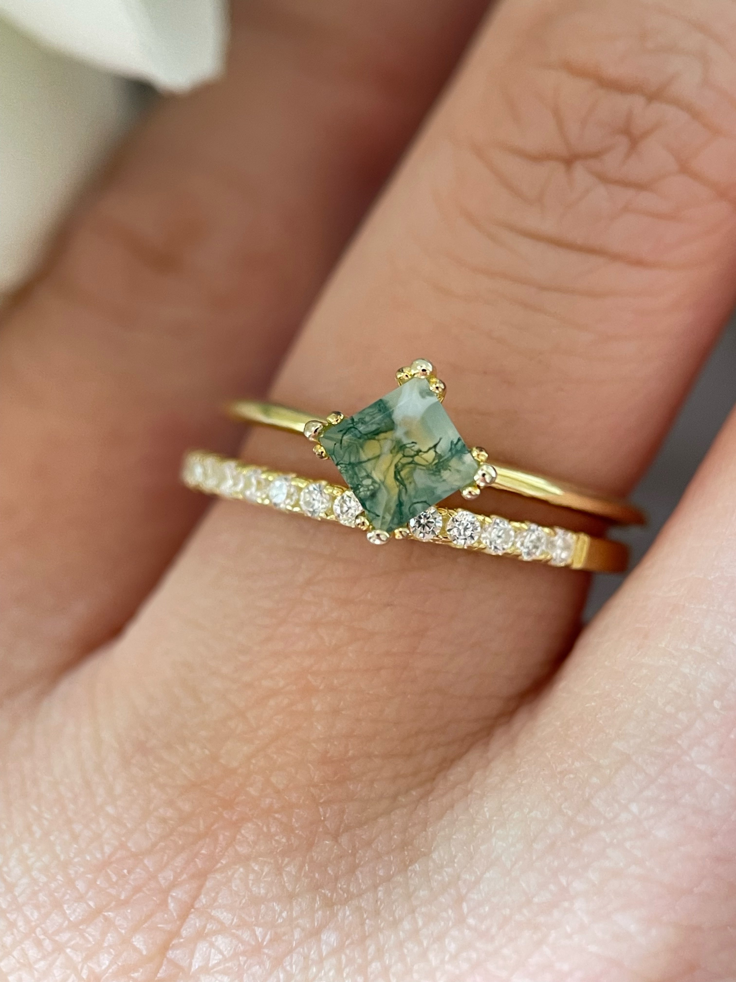 【Ensemble Sylvan Majesty】Ensemble de 2 bagues de fiançailles uniques, faites à la main, en agate mousse naturelle de 0,75 ct, forme princesse