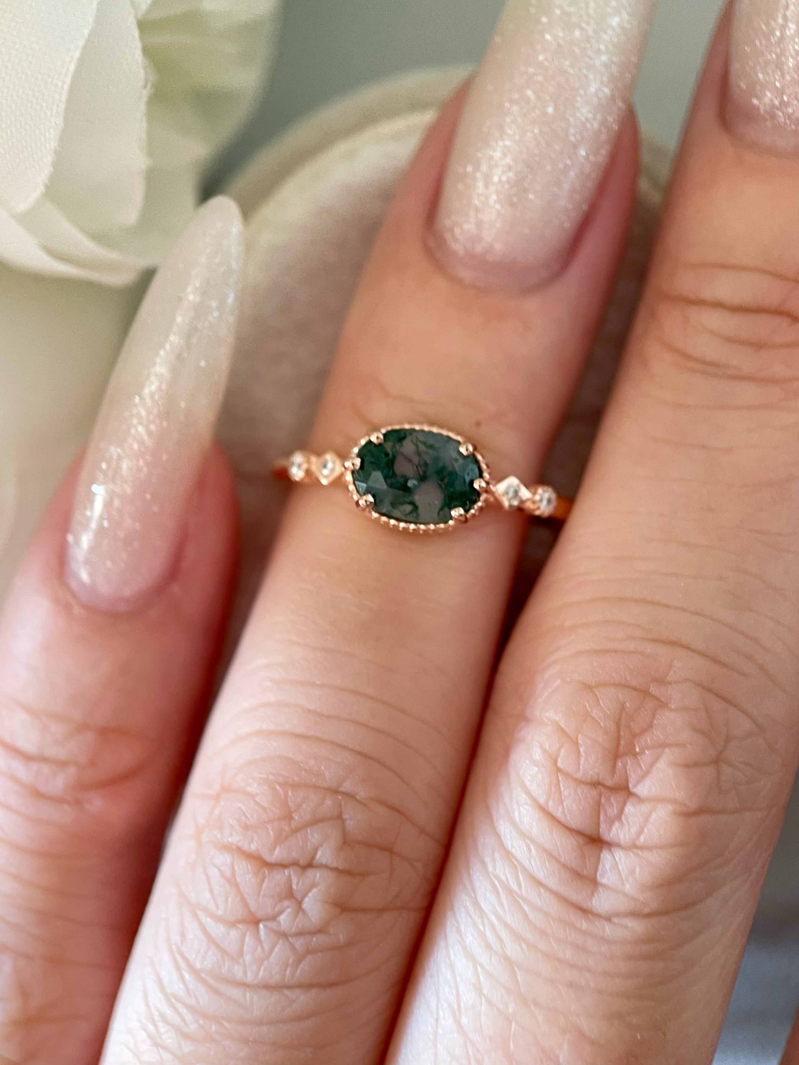 【The Still Pond】Unique Handmade Natural Moss Agate Engagement Ring 0.75ct Oval Cut
