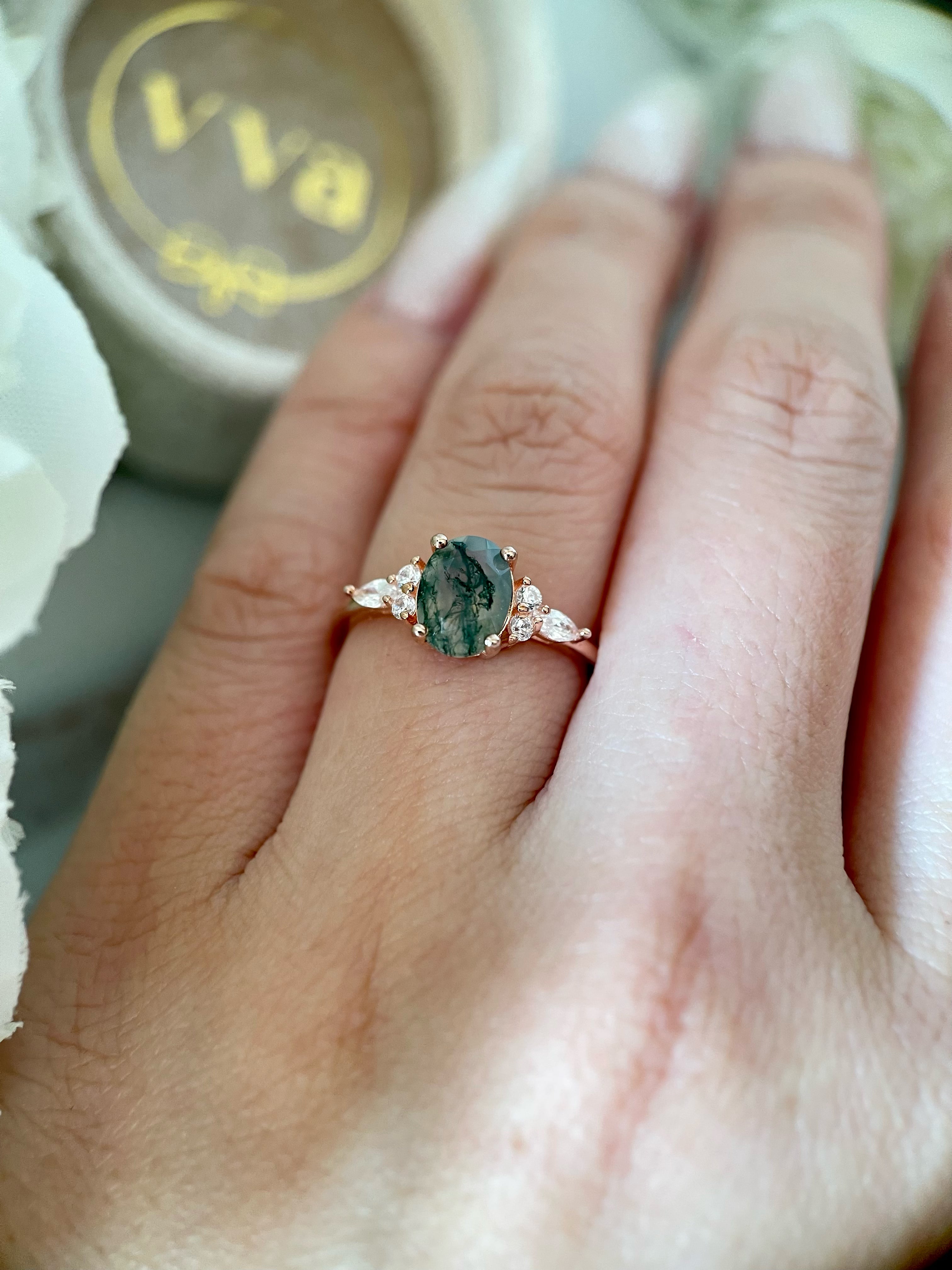 【Gala Garden】Bague de fiançailles unique en agate mousse naturelle faite à la main, de forme ovale, 1,5 ct