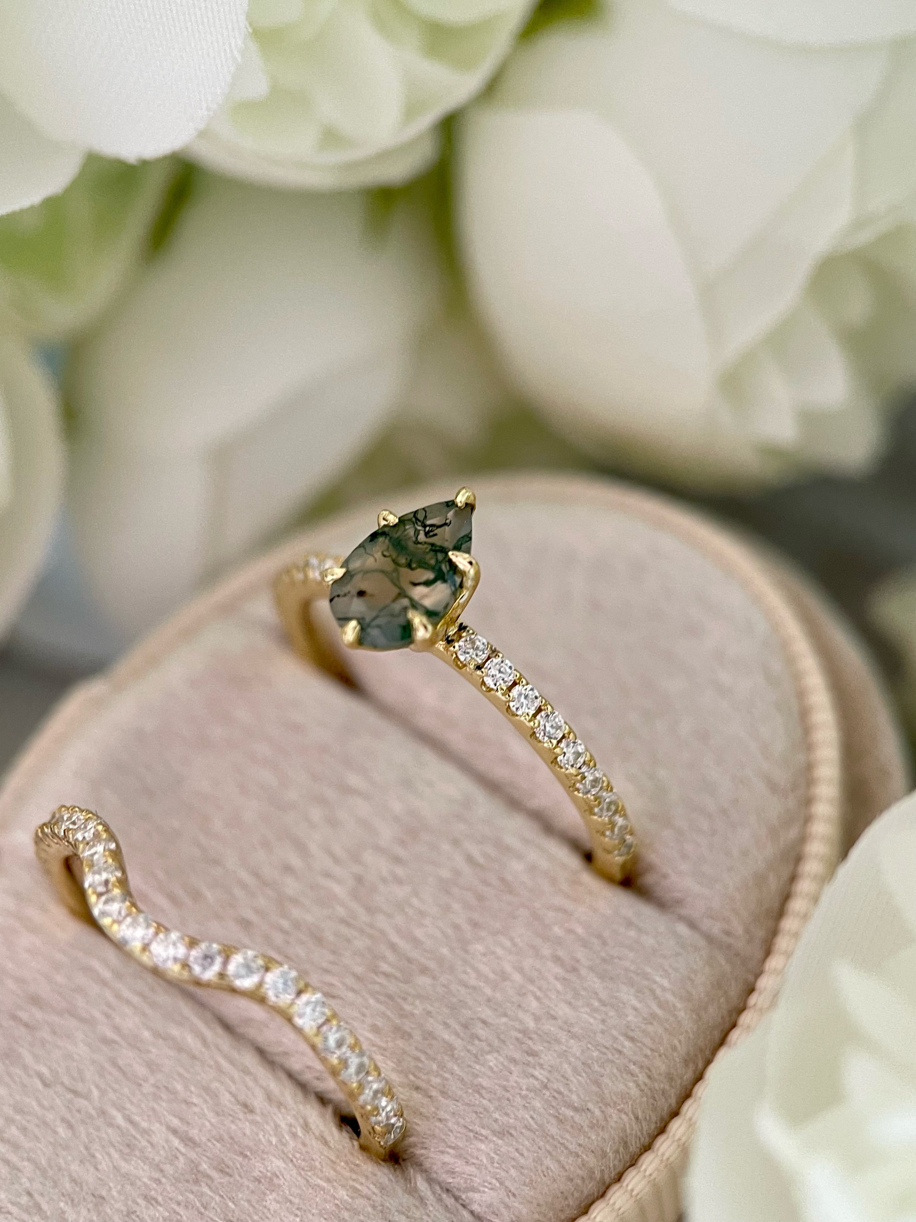 【Sylvan Covenant】Unique Handmade Natural Moss Agate Engagement Ring Set 2pcs 0.7ct Pear Shape