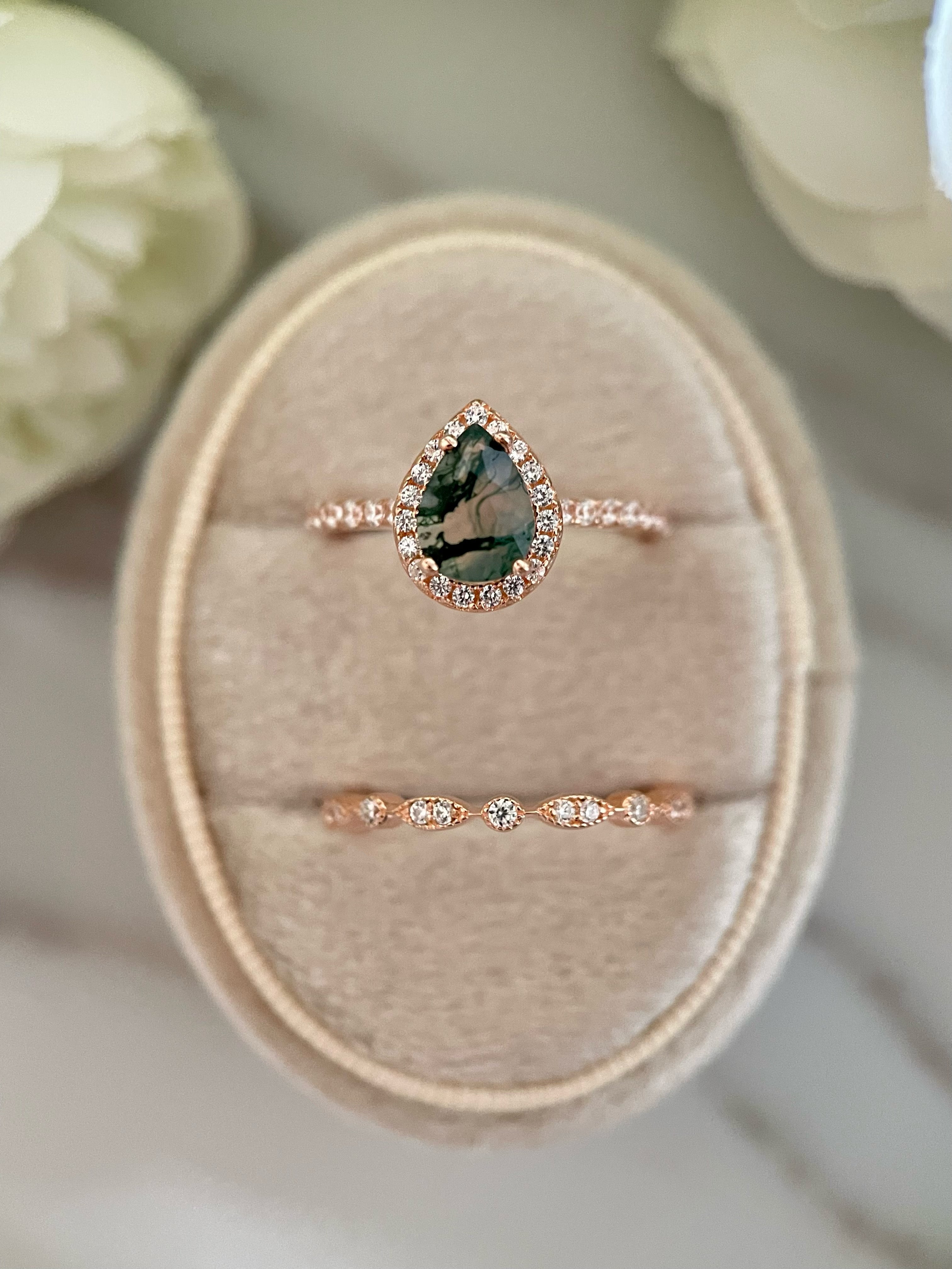 【Ensemble Verdian】Ensemble unique de bagues de fiançailles artisanales en agate mousse naturelle, 2 pièces, 0,8 ct, forme poire