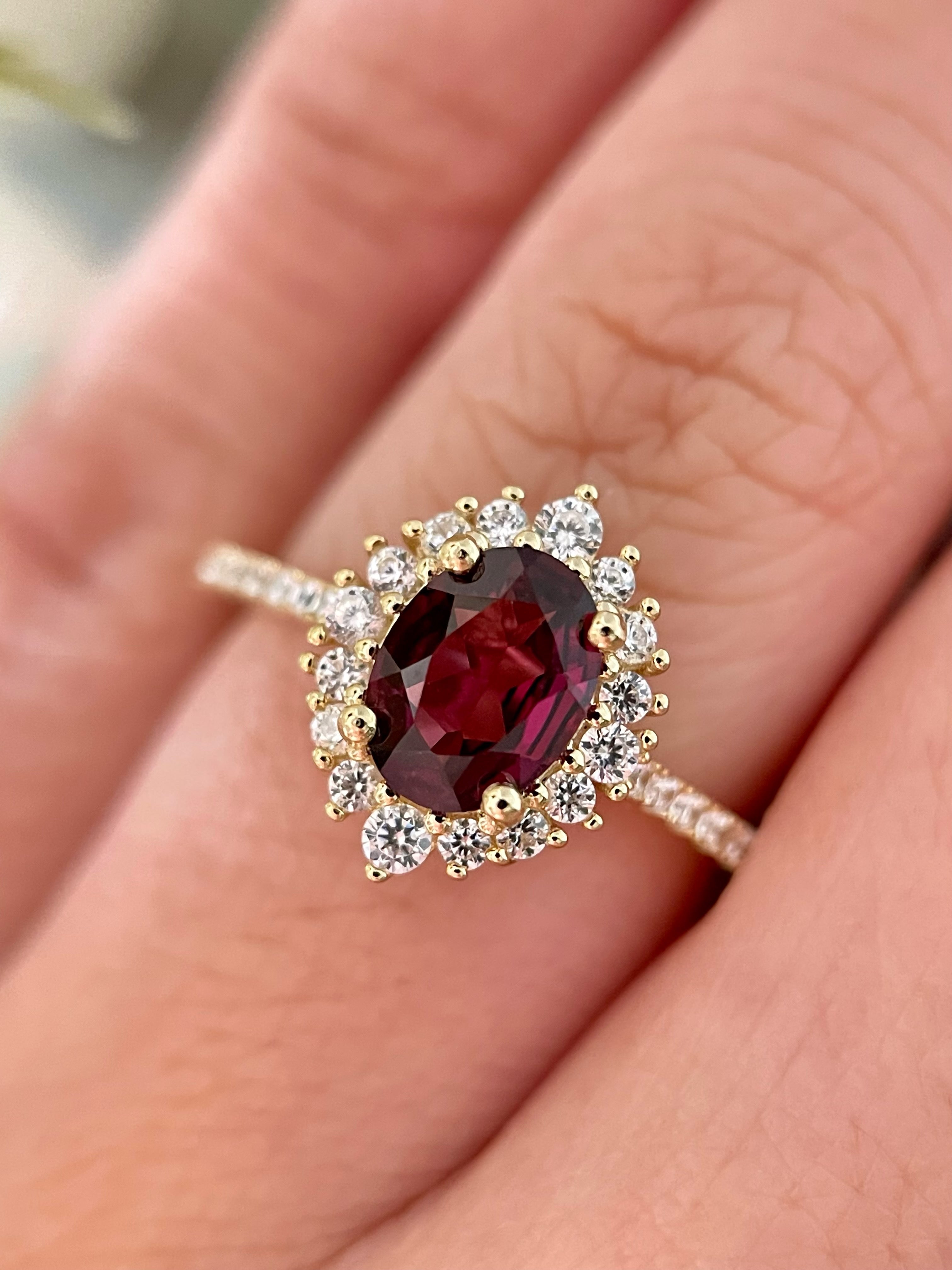 【Valence】 Bague de fiançailles artisanale en grenat rhodolite naturel de 1,5 ct, forme ovale