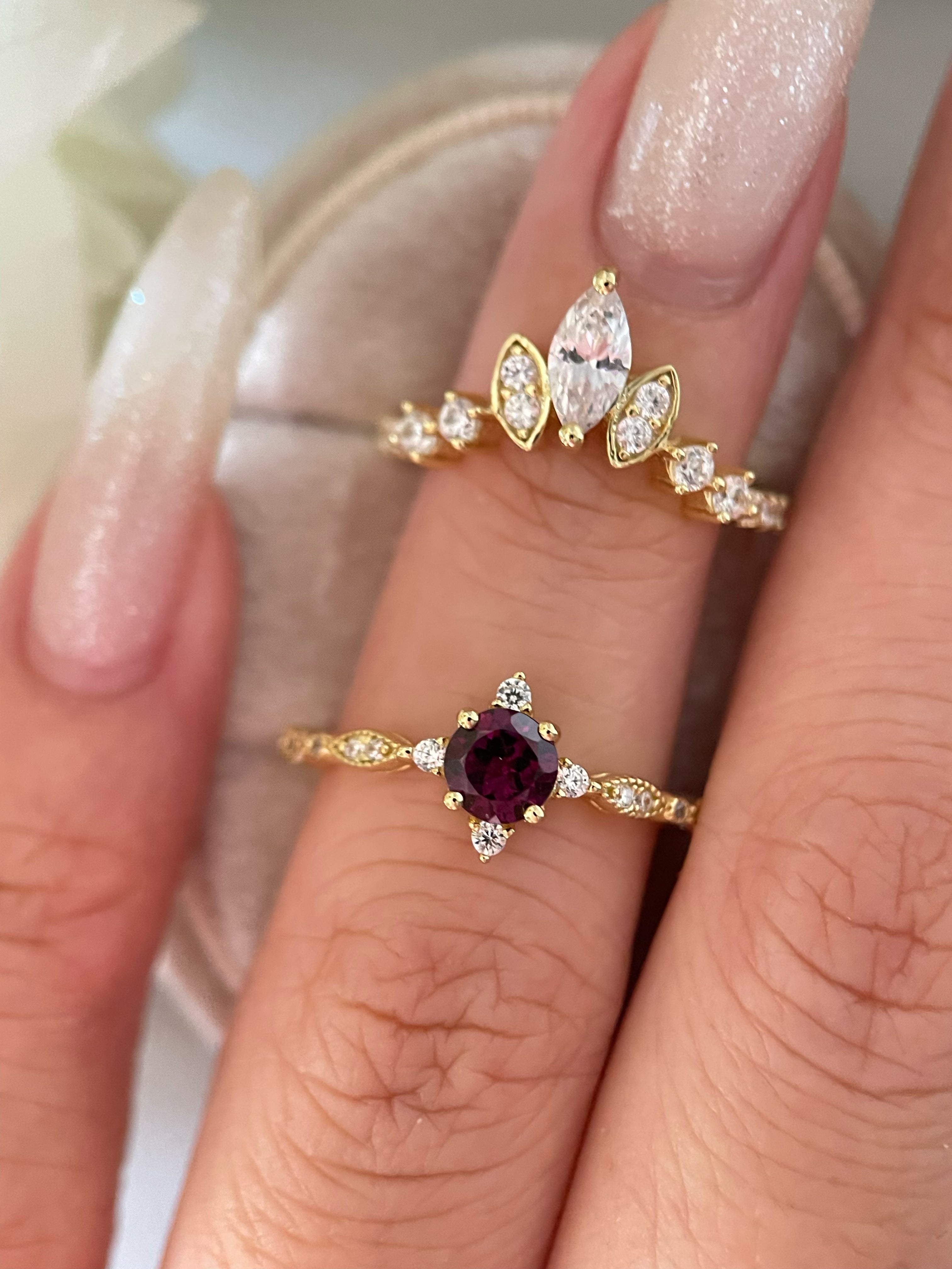 【Valoria Set】Handmade Natural Rhodolite Garnet Engagement Ring Set 2pcs 0.5ct Round Cut