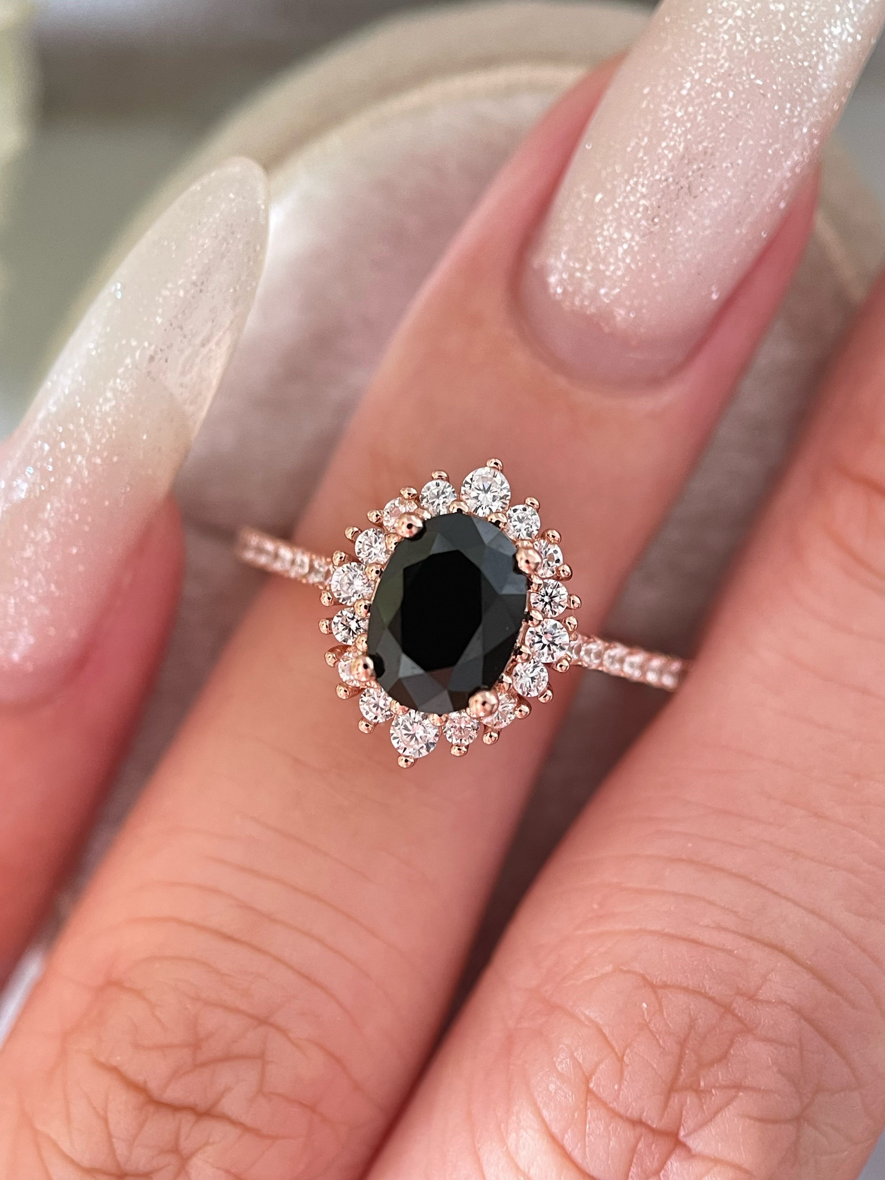 【Vespera】Handmade Natural Black Onyx Engagement Ring 1.5ct Oval Cut