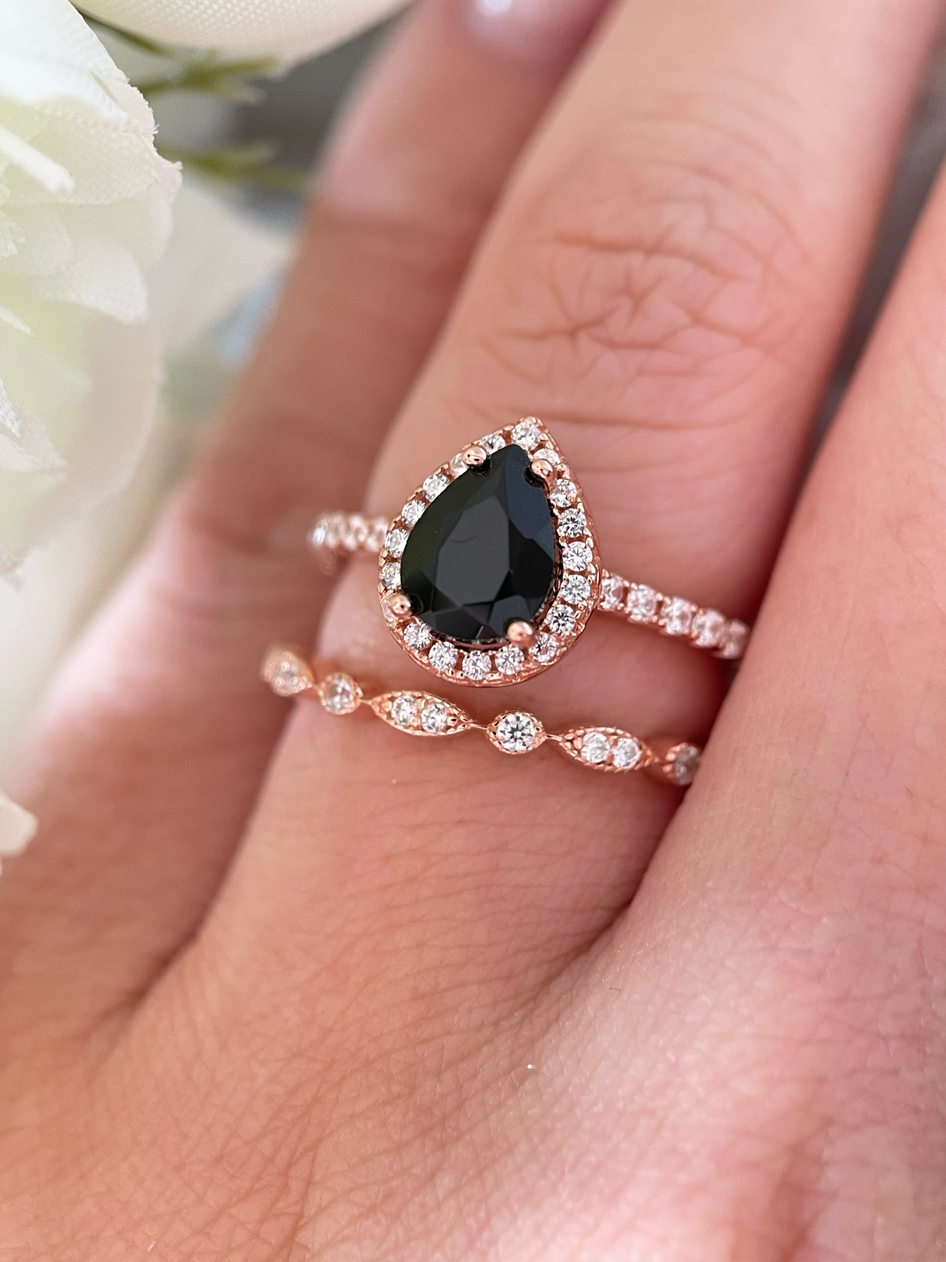 【Ensemble Ebon Vortex】Ensemble de 2 bagues de fiançailles en onyx noir naturel fait main, 0,8 ct, forme poire