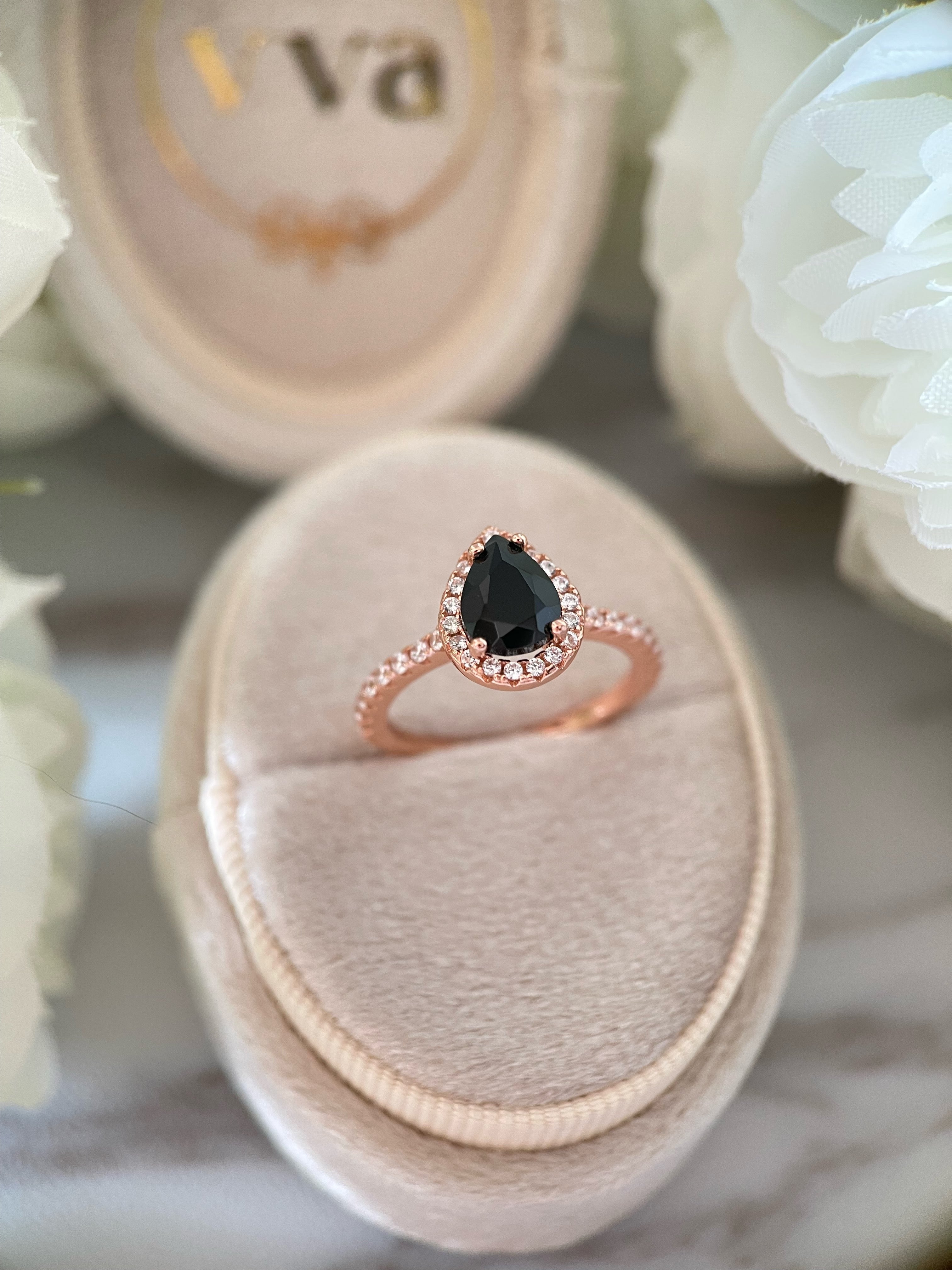 【Ebon Vortex】Handmade Natural Black Onyx Engagement Ring 0.8ct Pear Cut