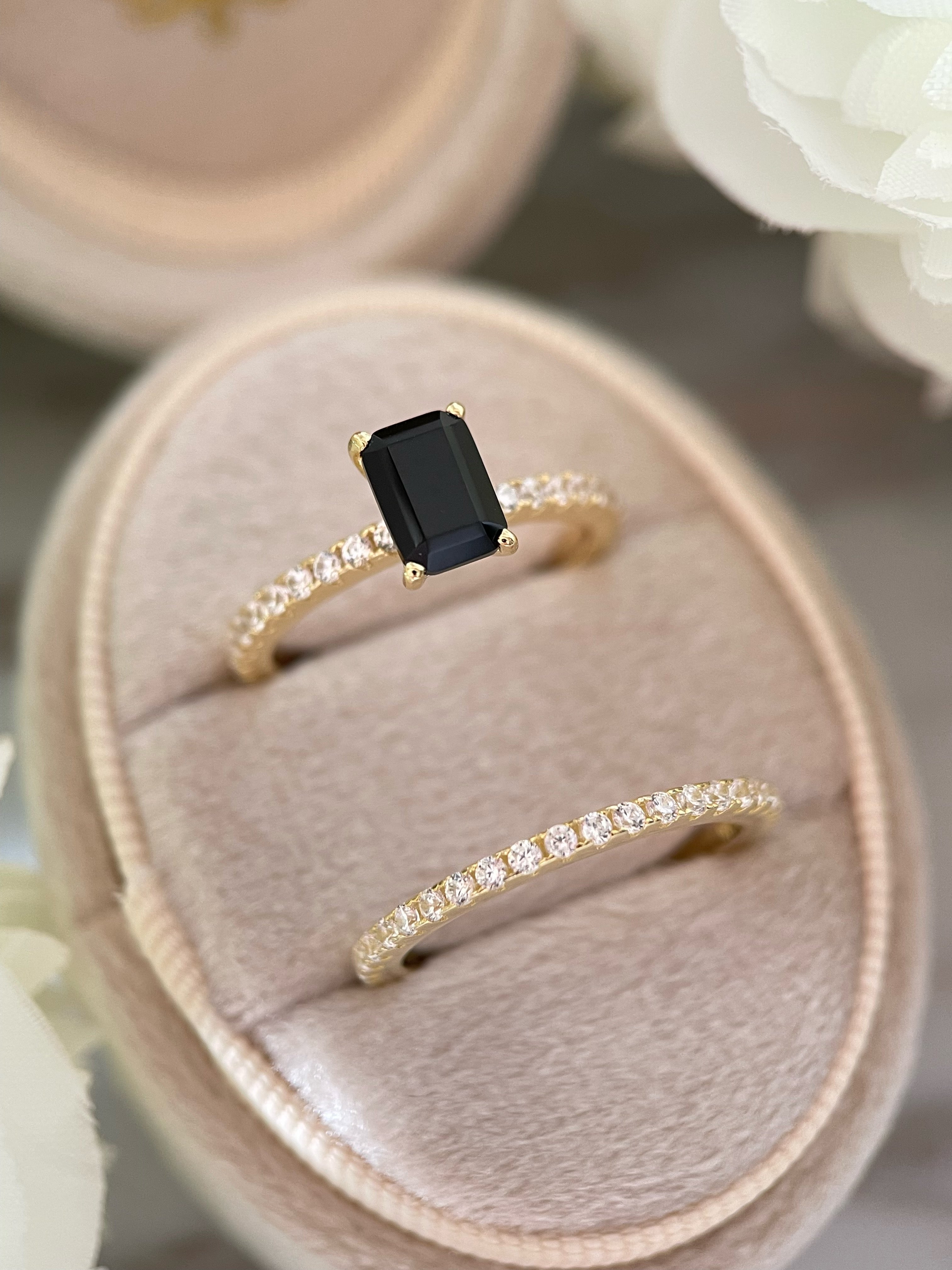【Ensemble Onyx Summetry】Ensemble de 2 bagues de fiançailles en onyx noir naturel, taillées en baguette, 1 carat, faites à la main