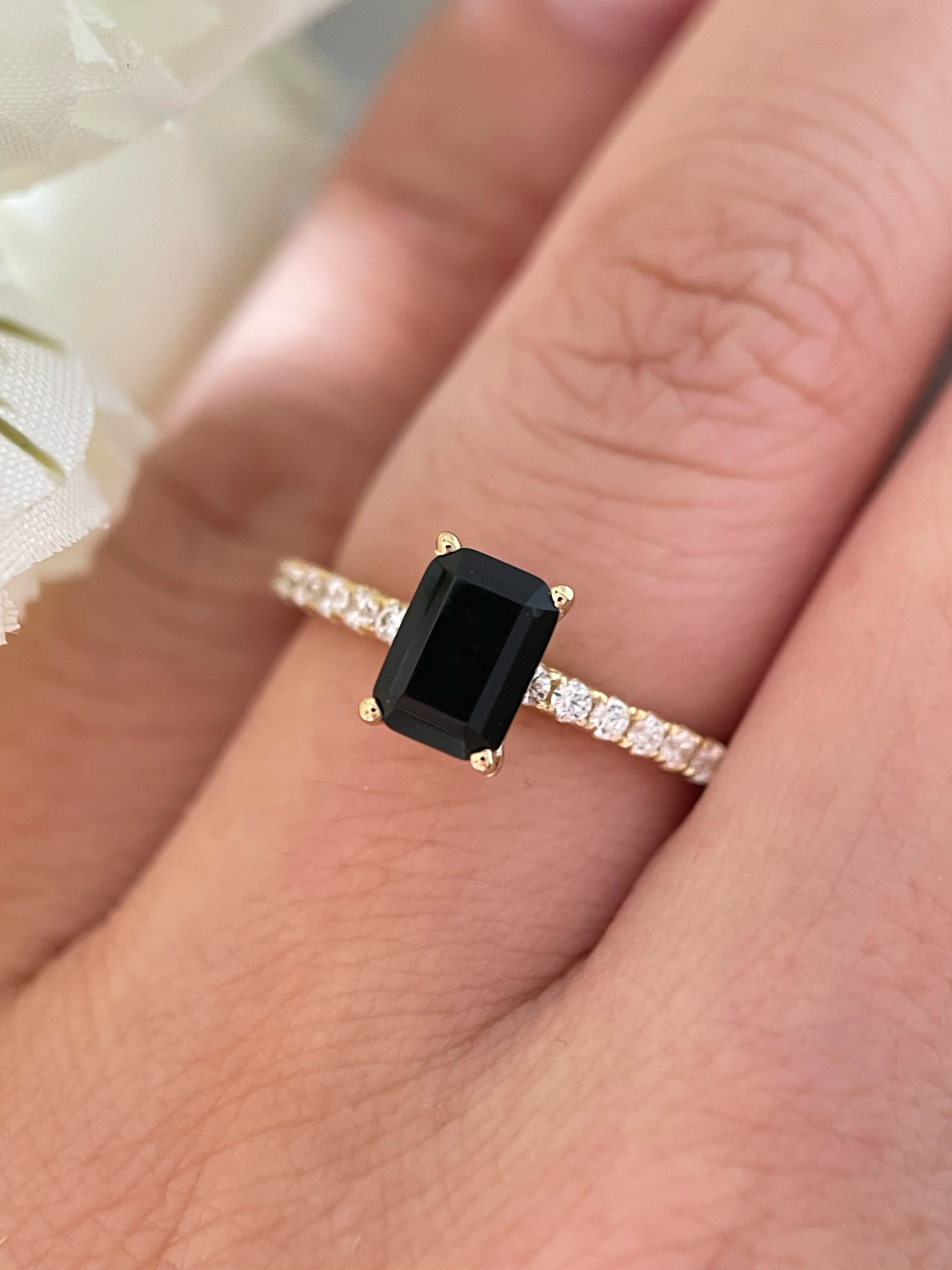 【Onyx Summetry】Handmade Natural Black Onyx Engagement Ring 1ct Emerald Cut