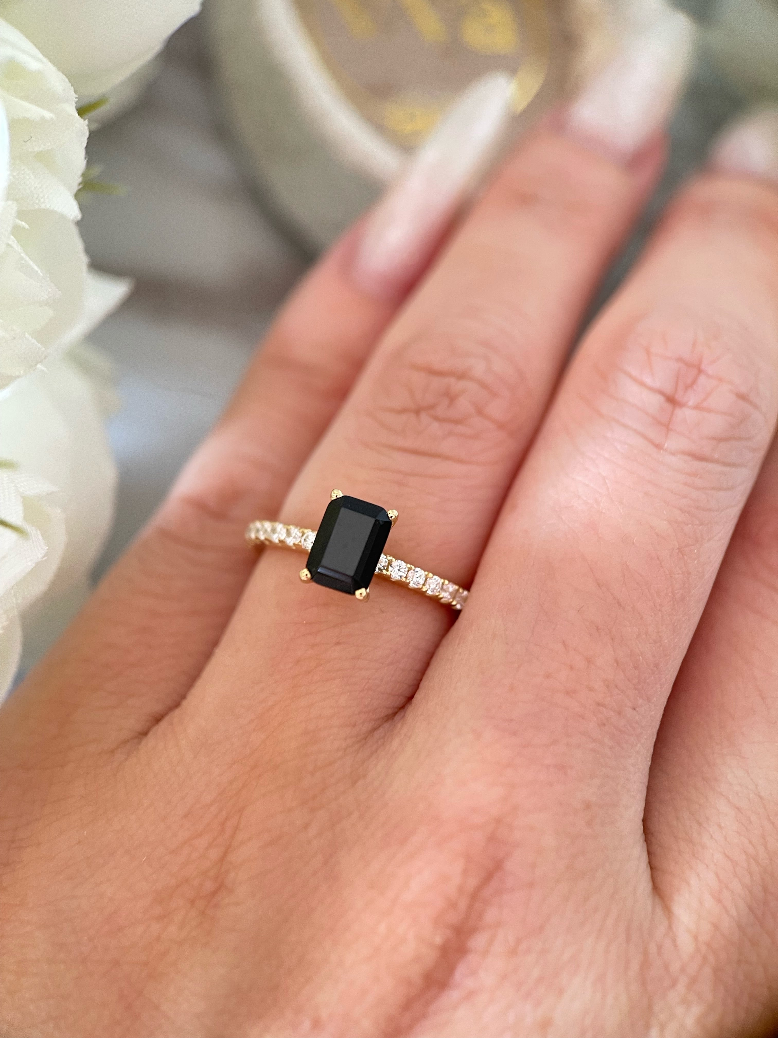 【Onyx Summetry】Handmade Natural Black Onyx Engagement Ring 1ct Emerald Cut