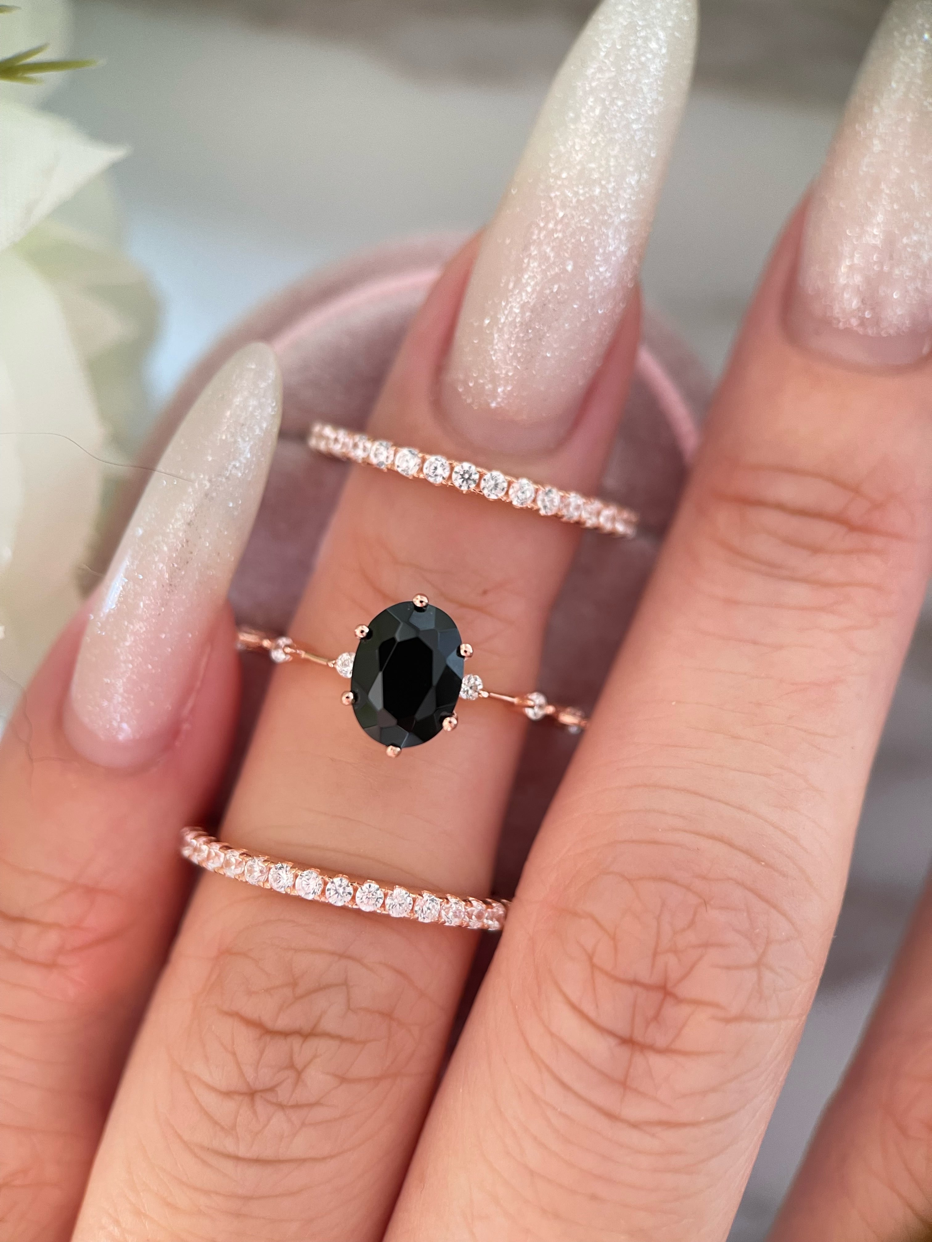 【Ensemble Aegis】Ensemble de 3 bagues de fiançailles ovales en onyx noir naturel fait main, 1,5 ct